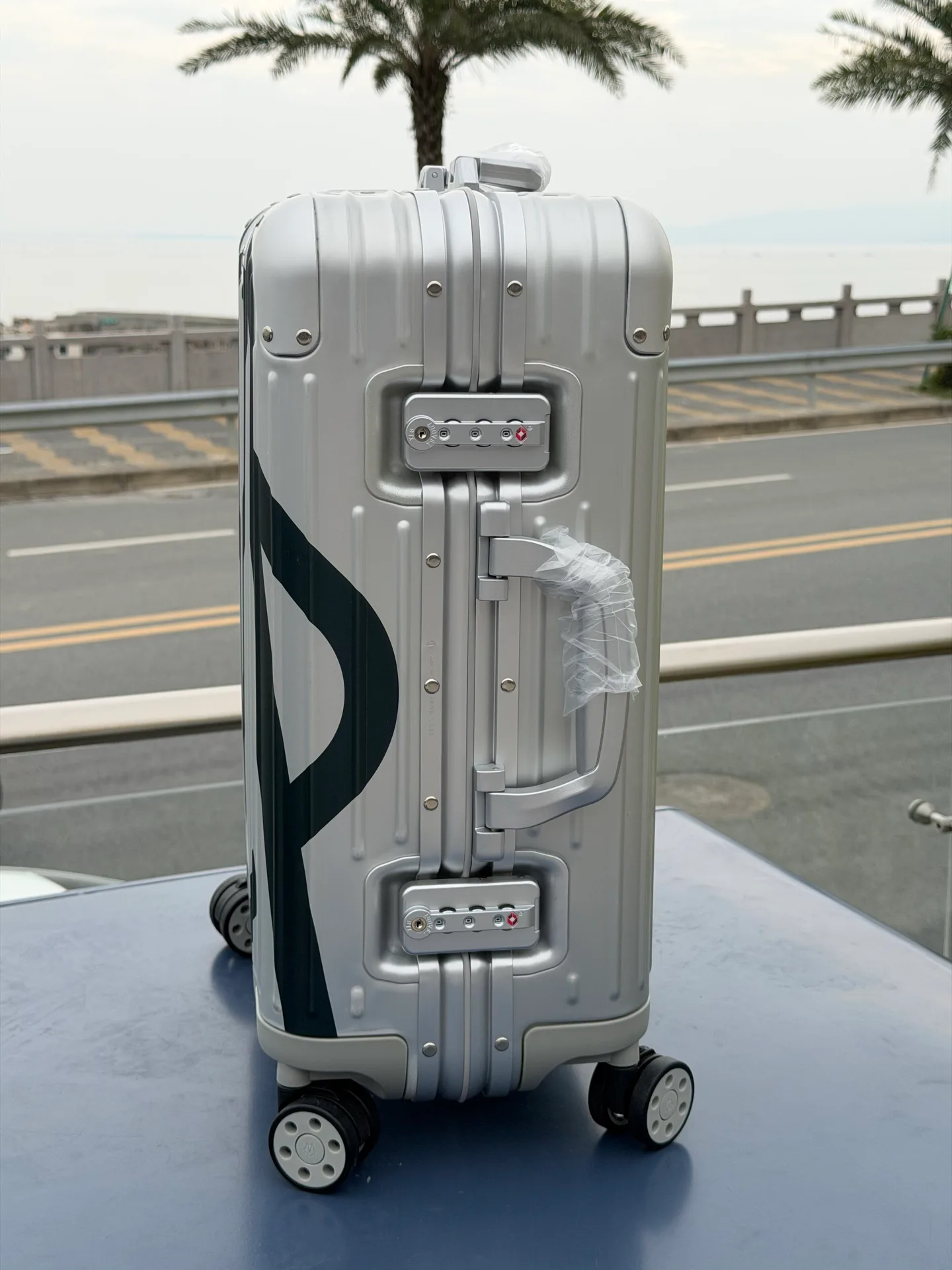 Suitcases RIMOWA 17802706
