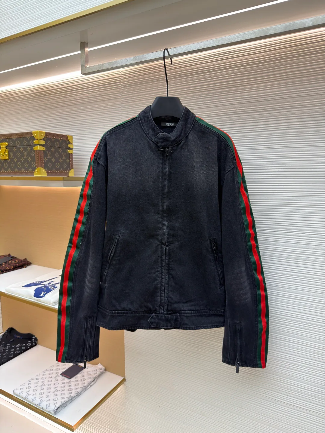 Men's Jackets And Down Jackets GUCCI 18153827