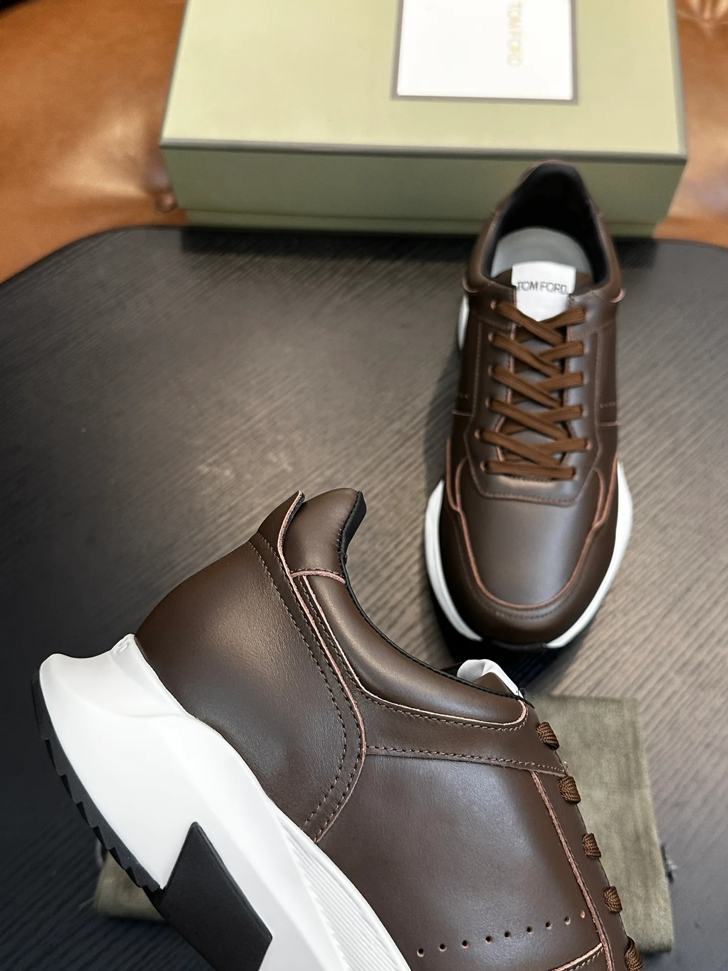 Men's Sneakers TOM FORD 18118691