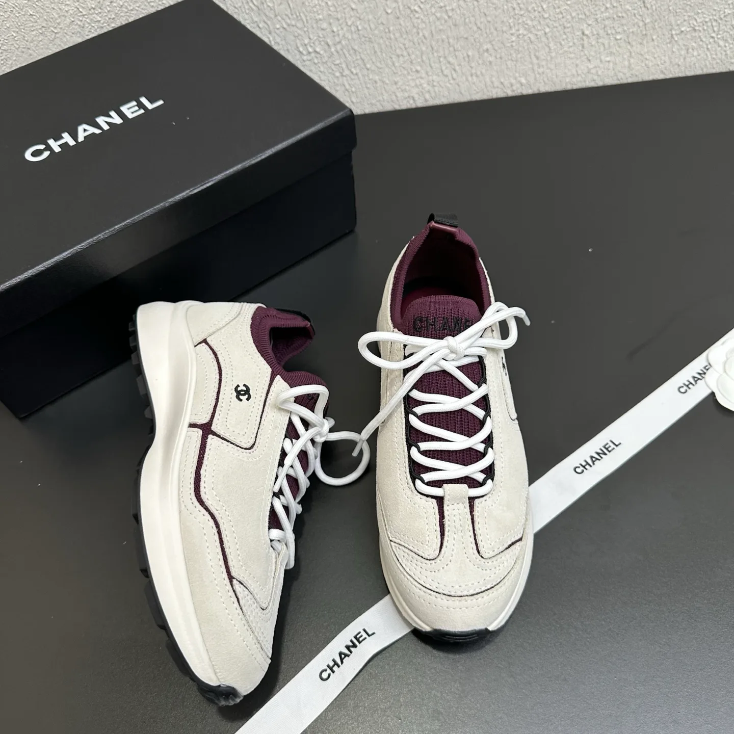 Women's Sneakers CHANEL 17934450