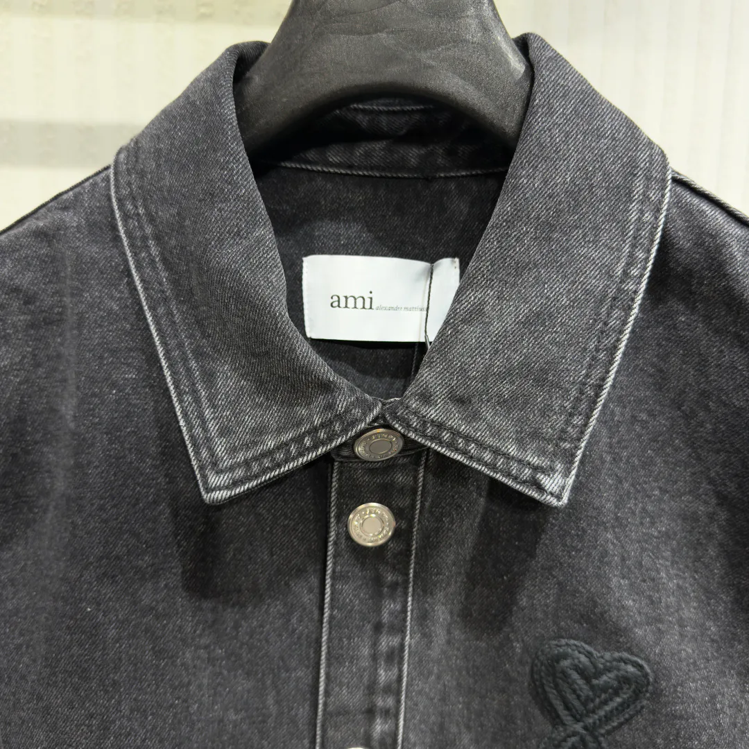 Men's Jackets And Down Jackets AMI PARIS 17967155