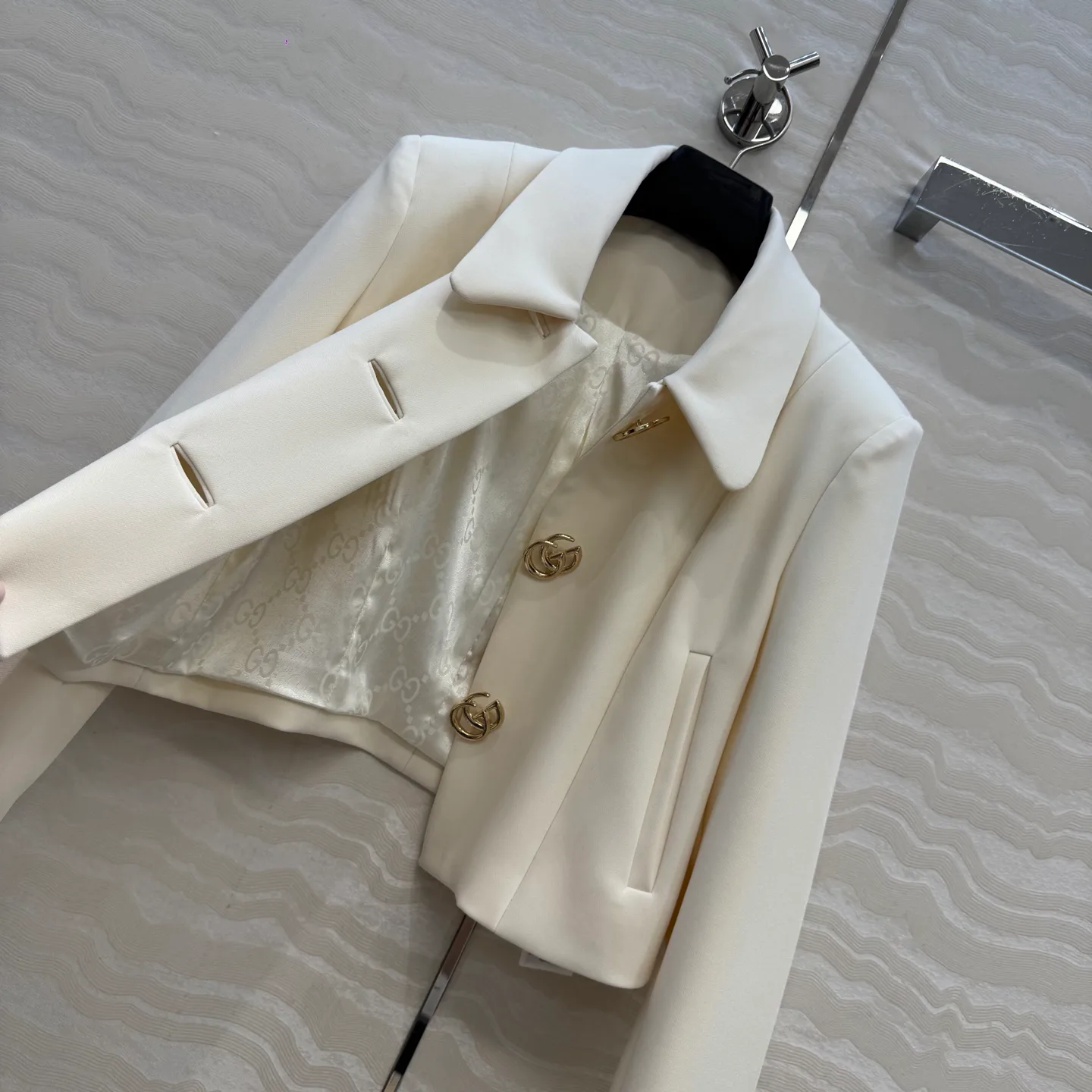 Women's Blazers GUCCI 18200857