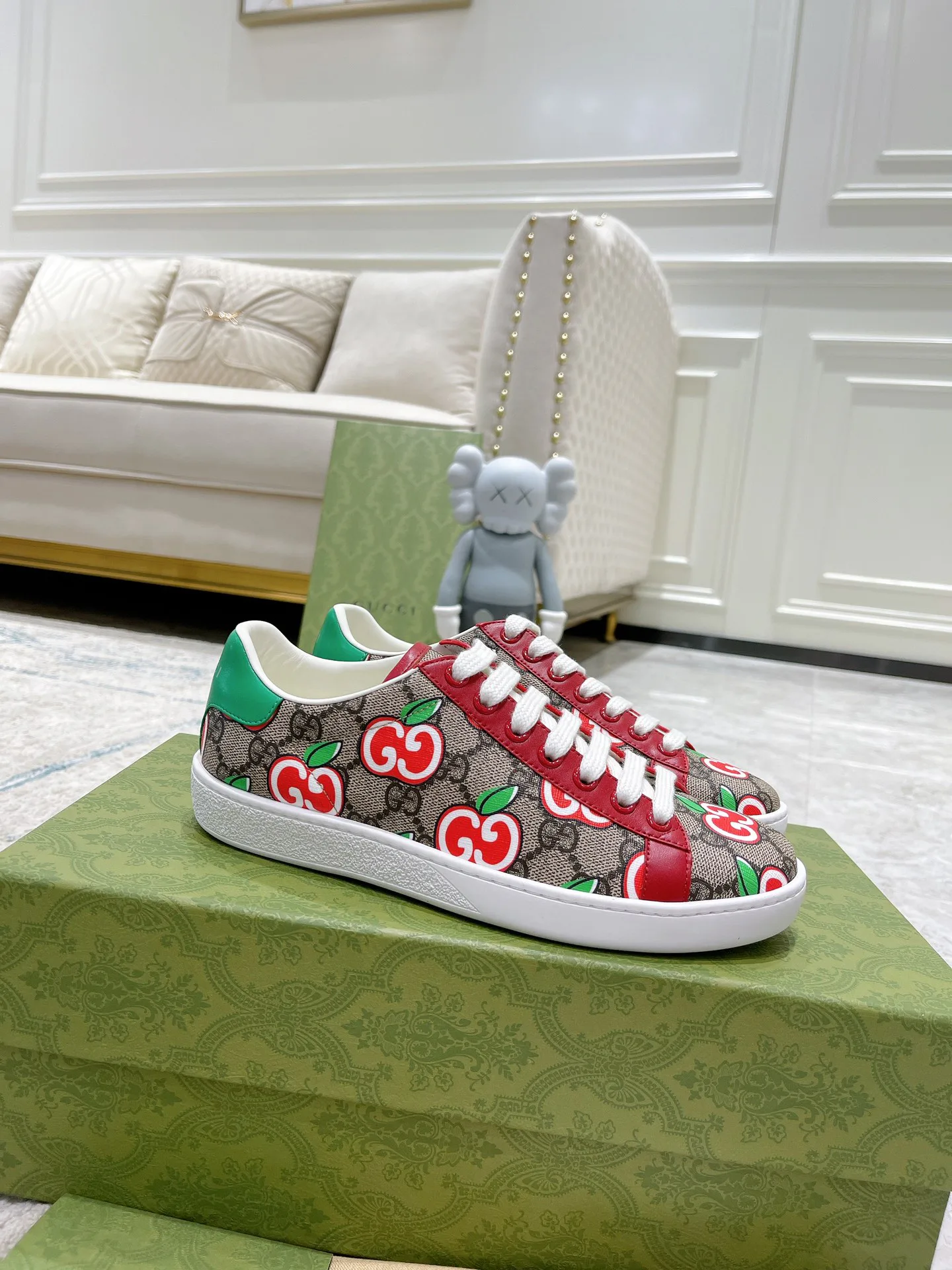Women's Sneakers GUCCI 17620446