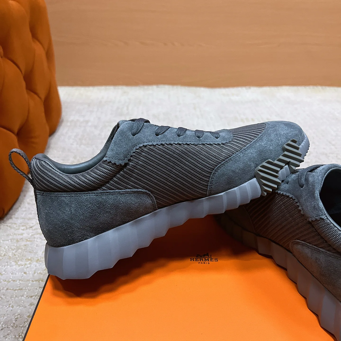 Кроссовки Женские Hermes 18583718