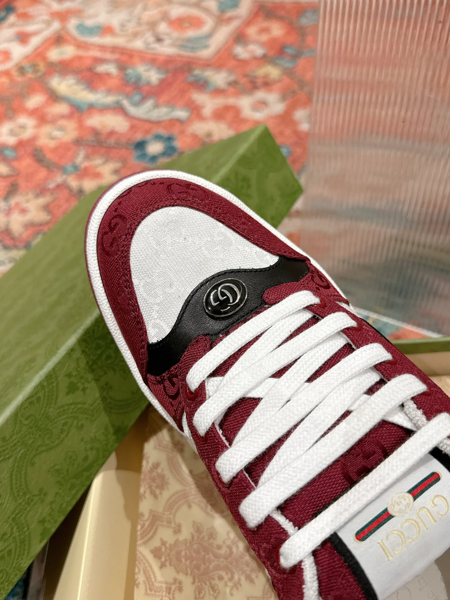 Women's Sneakers GUCCI 17956655