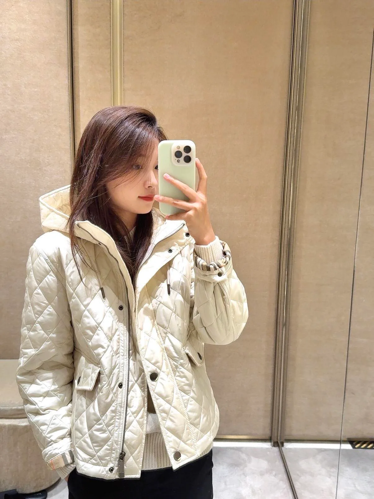 Women's Jackets And Down Jackets BURBERRY 18033915