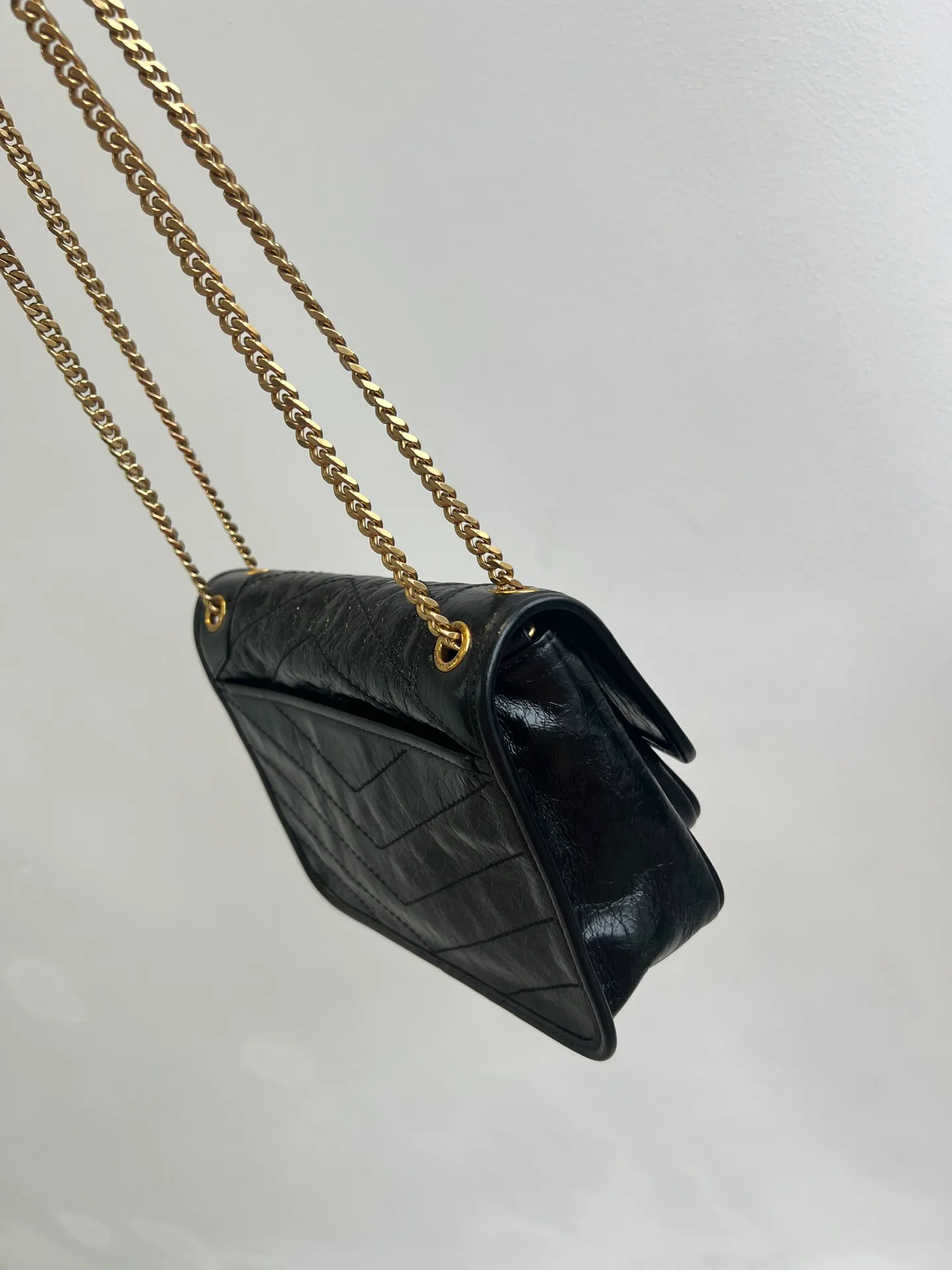 Women's Classic Handbags SAINT LAURENT 17932656