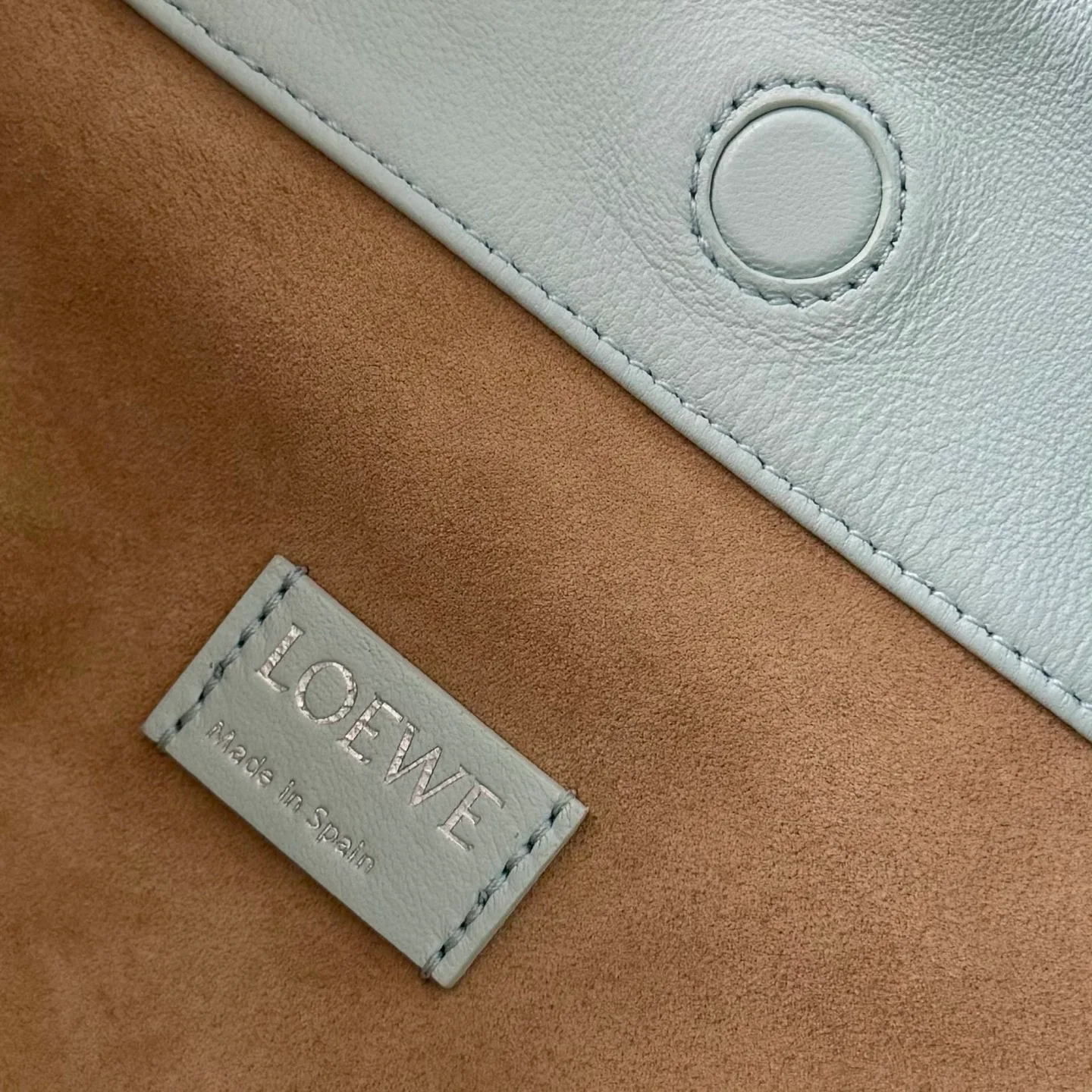 Women's Classic Handbags LOEWE 17829105