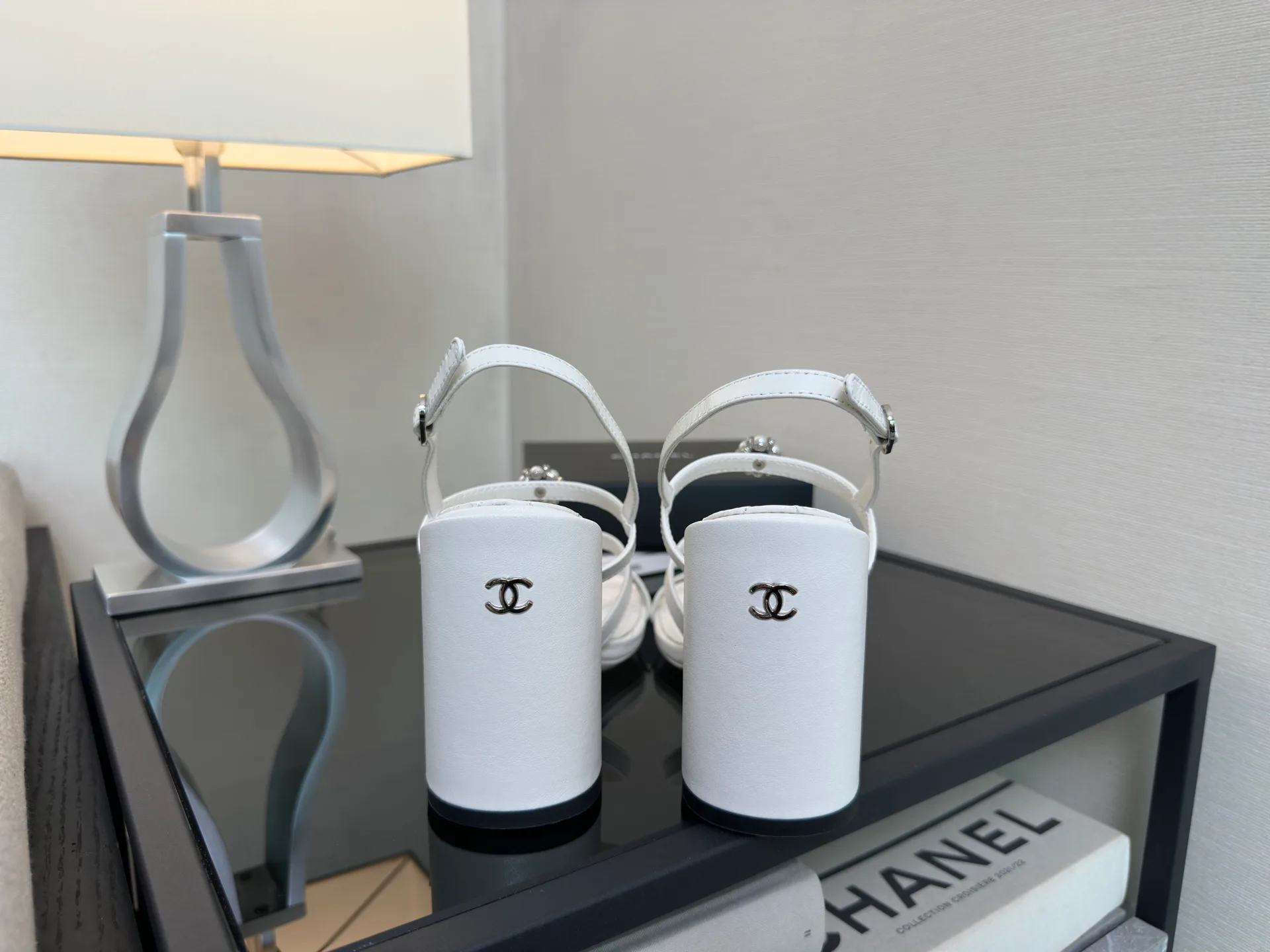 Women's Open-Toe Sandals CHANEL 18107372