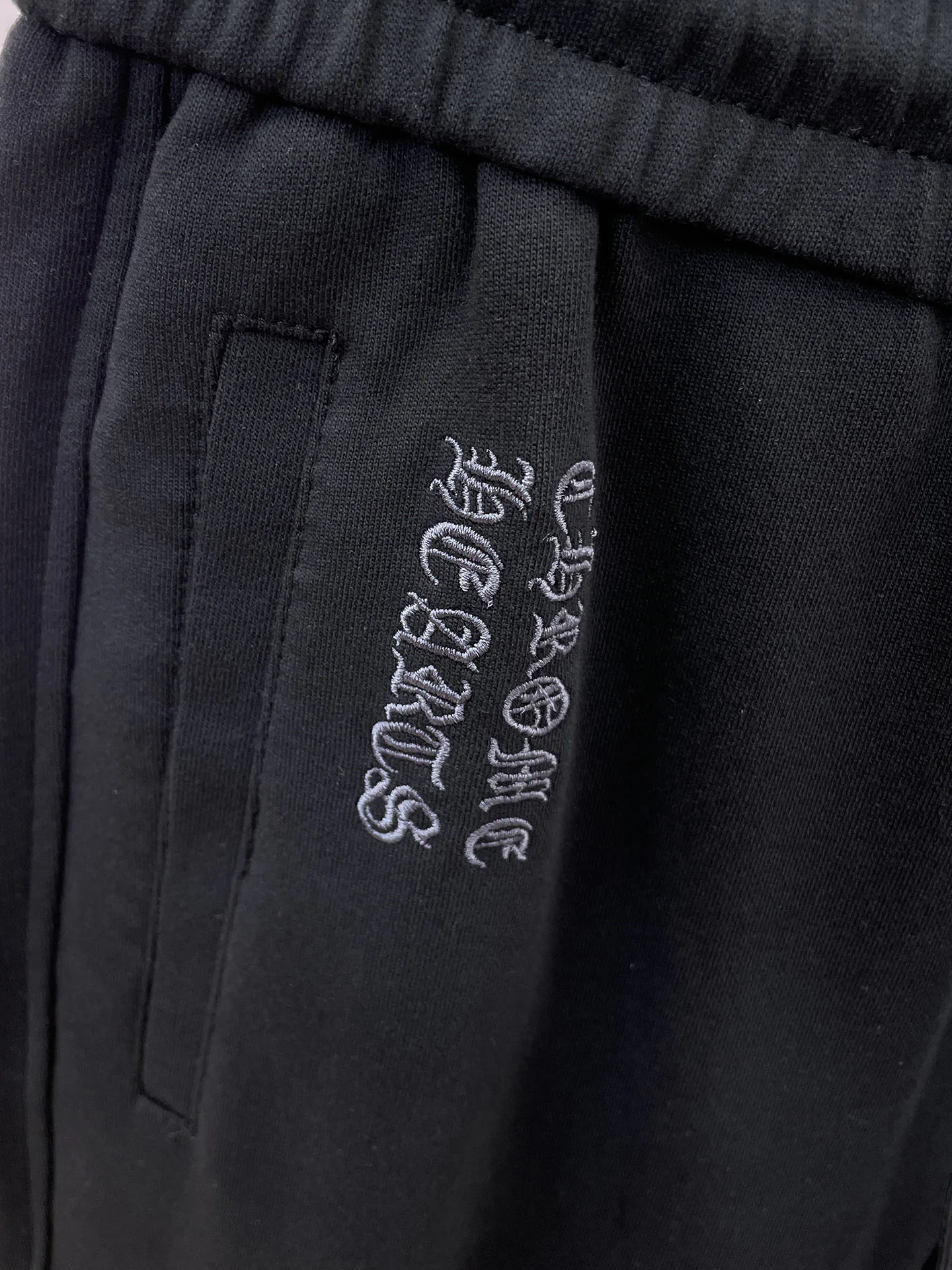 Men's Trousers CHROME HEARTS 18197356