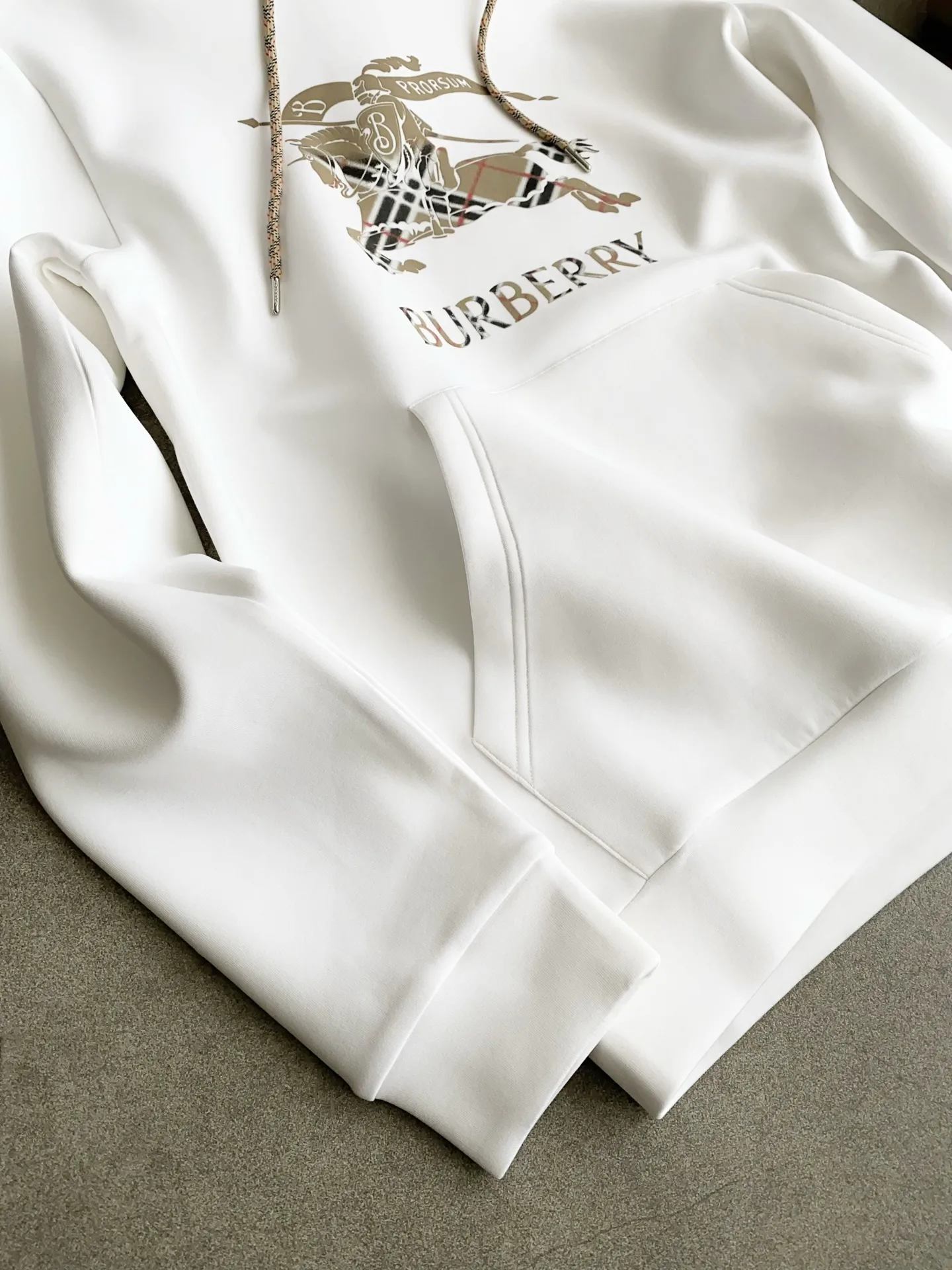 Men's Sweatshirts And Hoodies BURBERRY 18469182