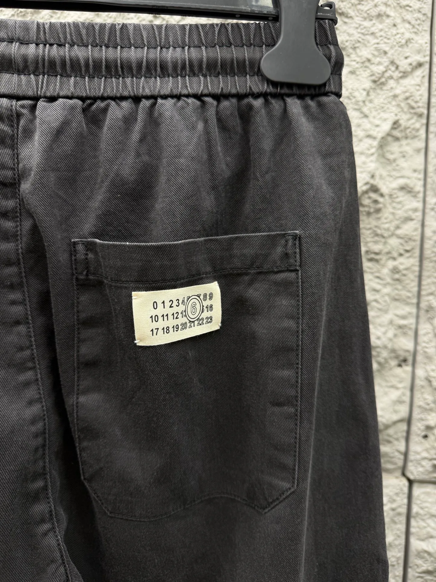 Men's Trousers MAISON MARGIELA 17065770