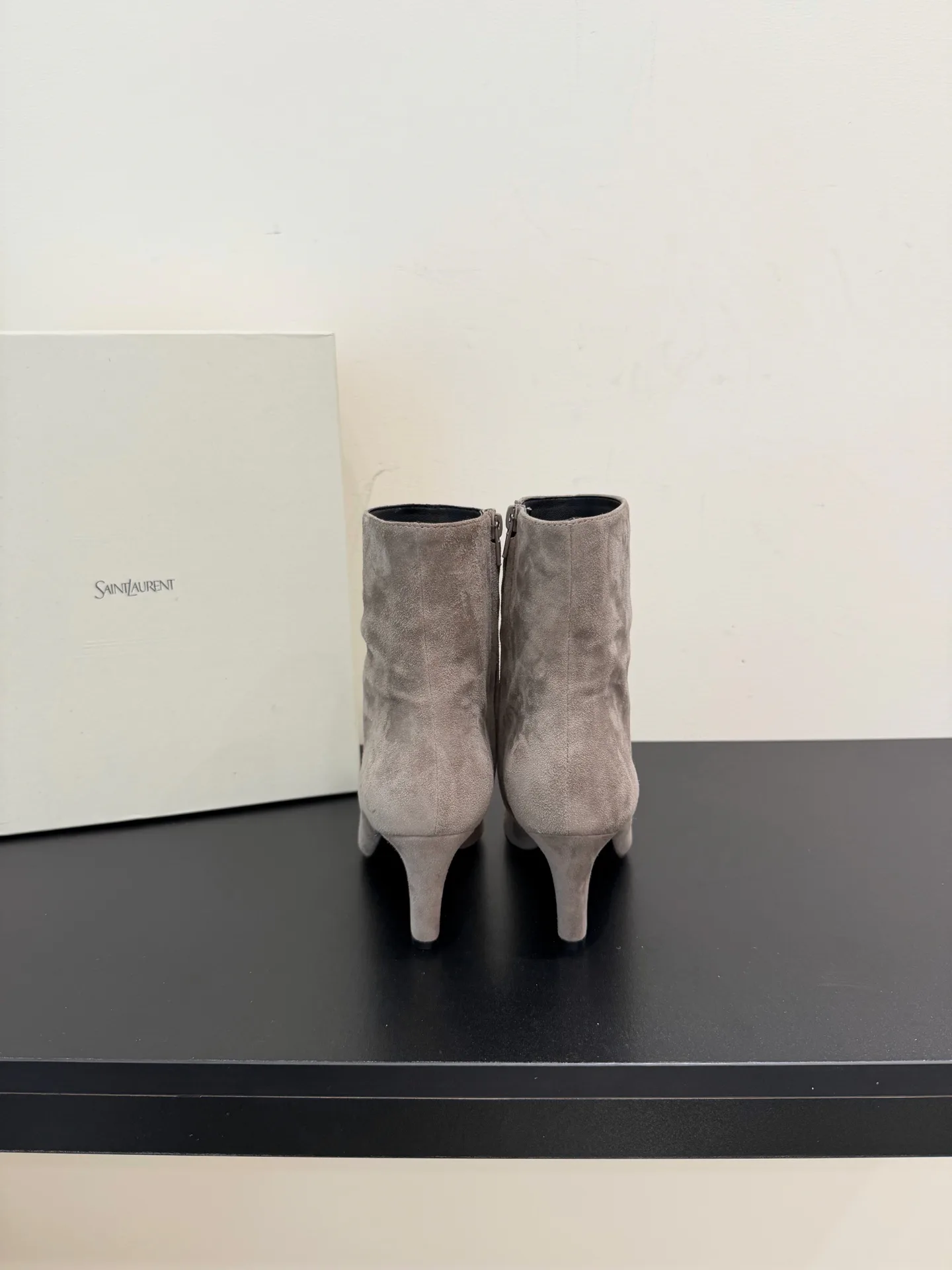 Women's Booties SAINT LAURENT 18244941