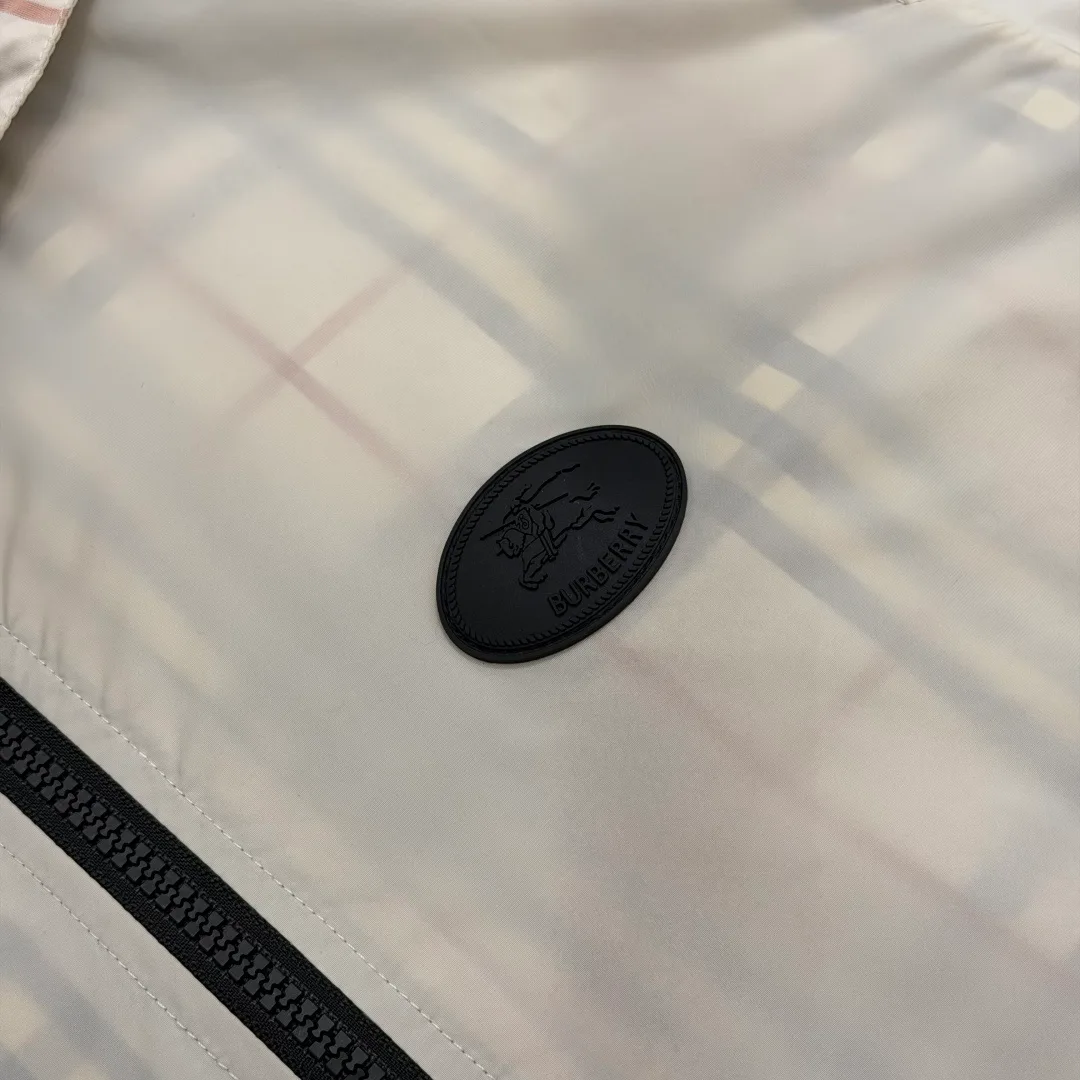 Men's Jackets And Down Jackets BURBERRY 18480315