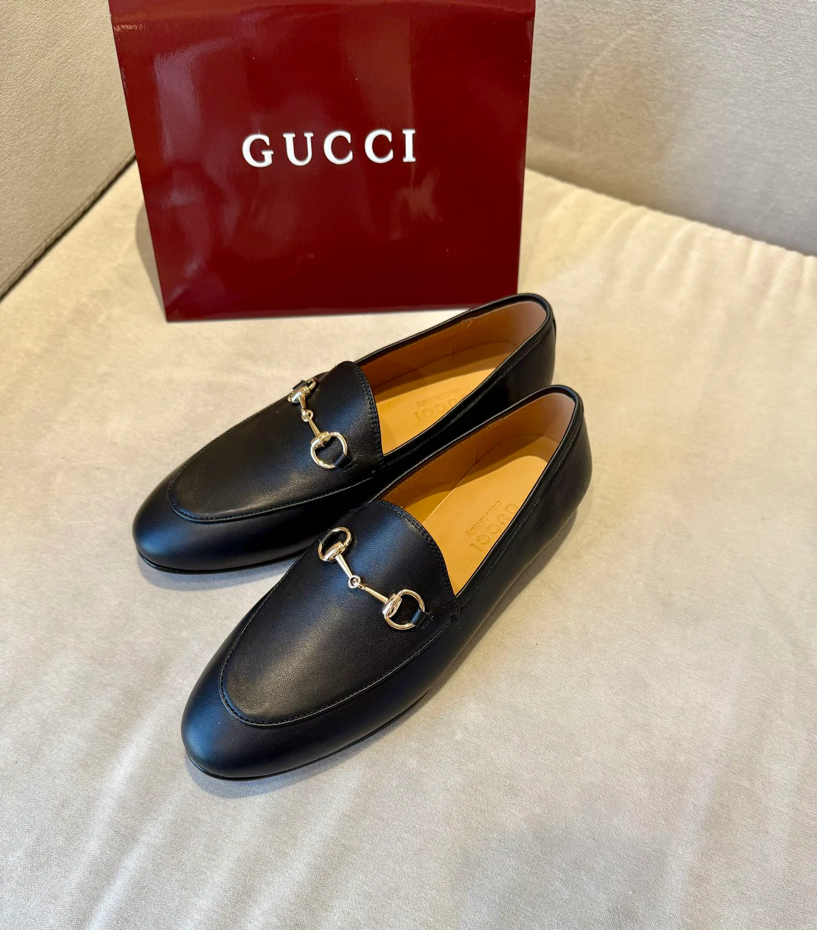 Women's Loafers And Moccasins GUCCI 18007010