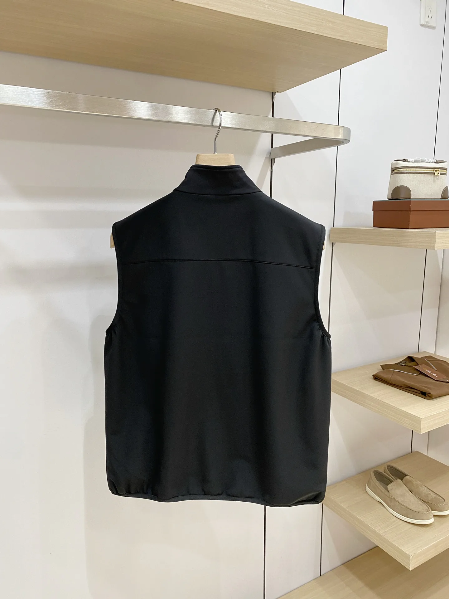 Men's Vests BRUNELLO CUCINELLI 18469498