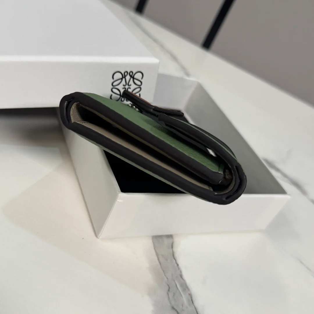 Women's Clutches LOEWE 17502824