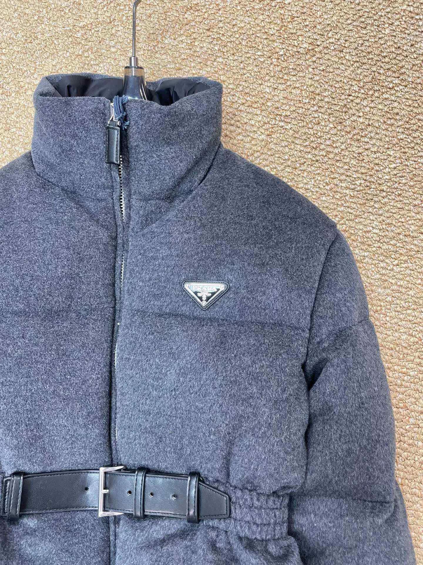 Women's Jackets And Down Jackets PRADA 17850857