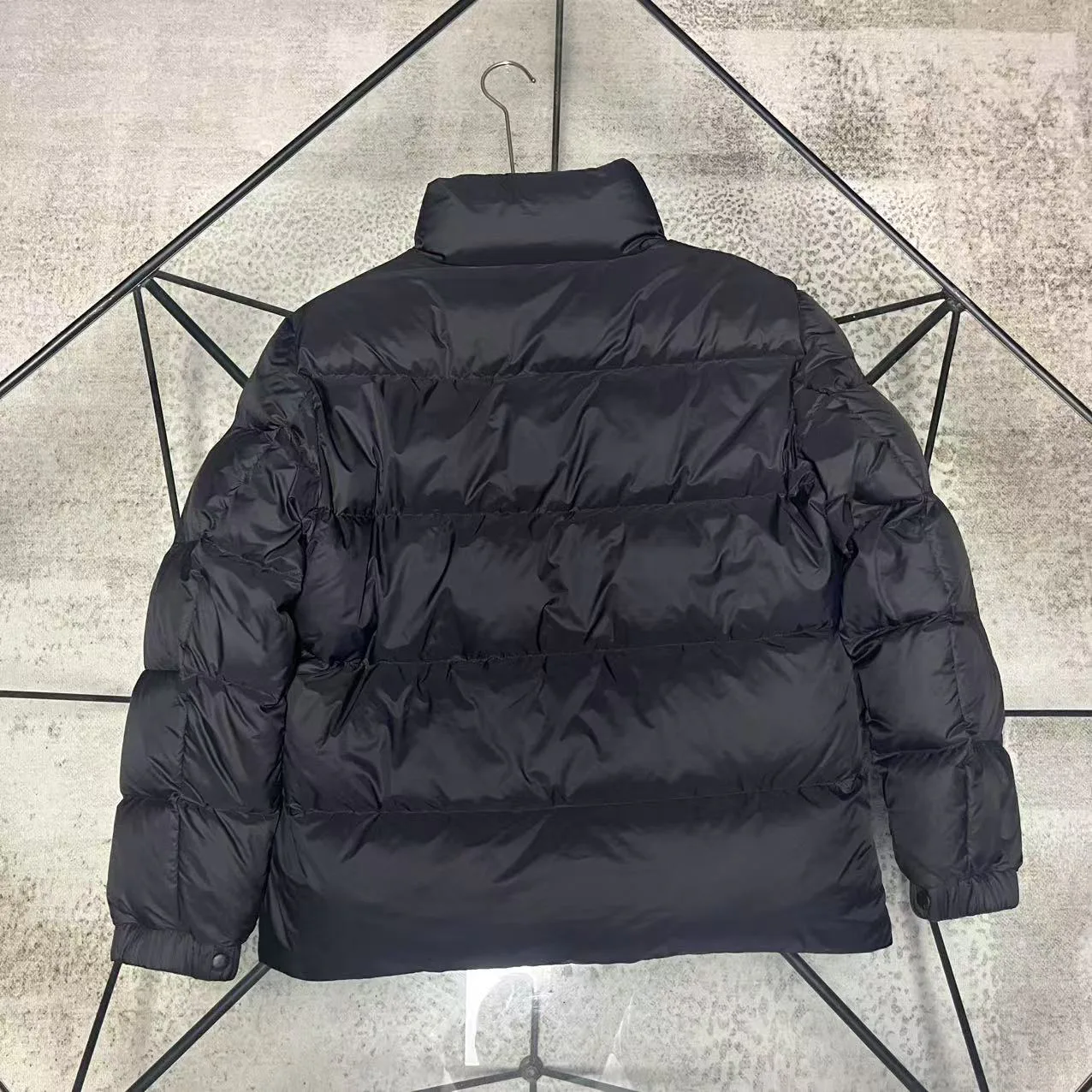Women's Jackets And Down Jackets MONCLER 18415647