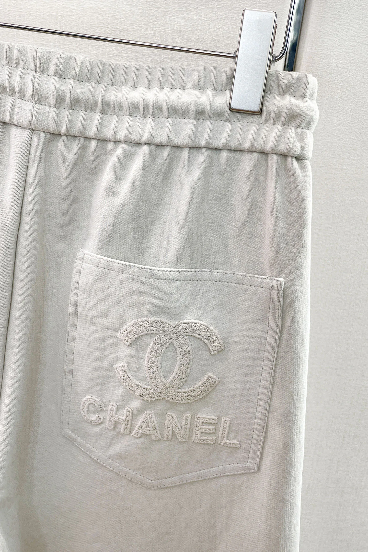 Men's Trousers CHANEL 18345682