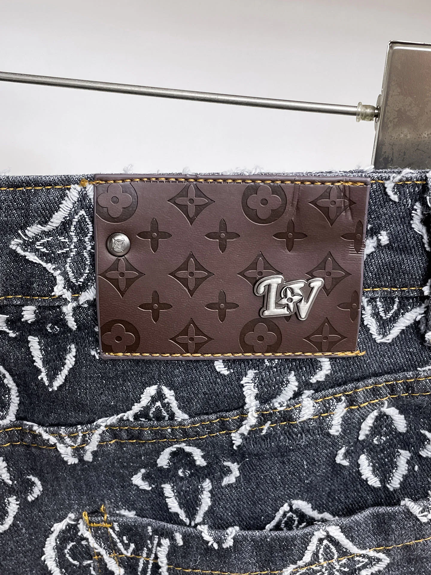 Men's Jeans LOUIS VUITTON 18345648