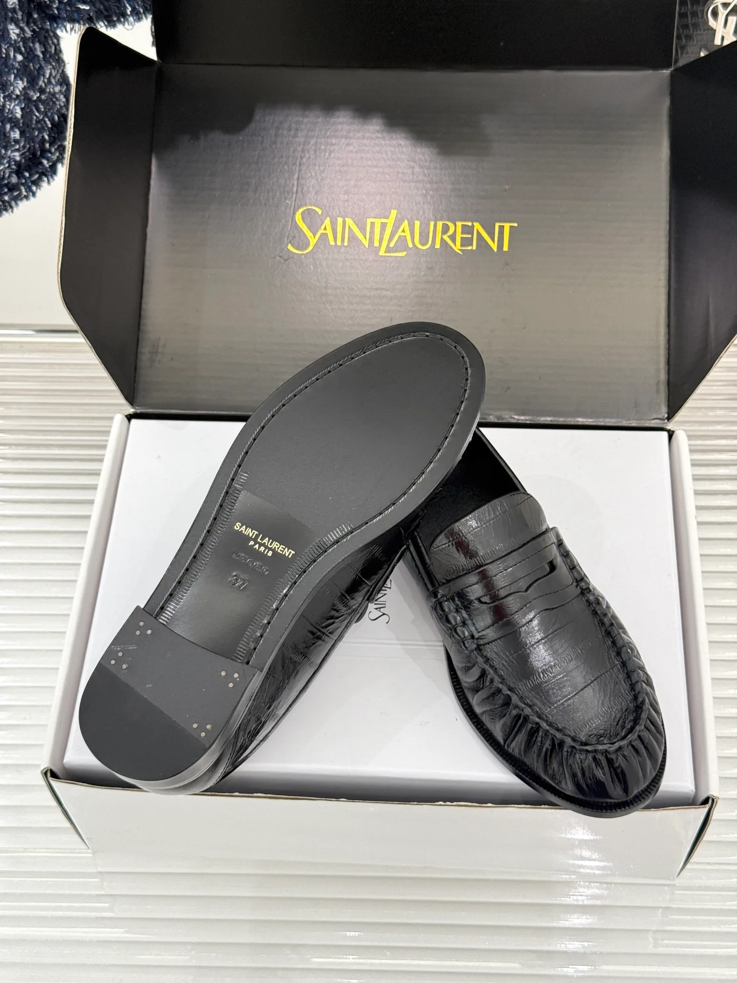 Women's Loafers And Moccasins SAINT LAURENT 17514978