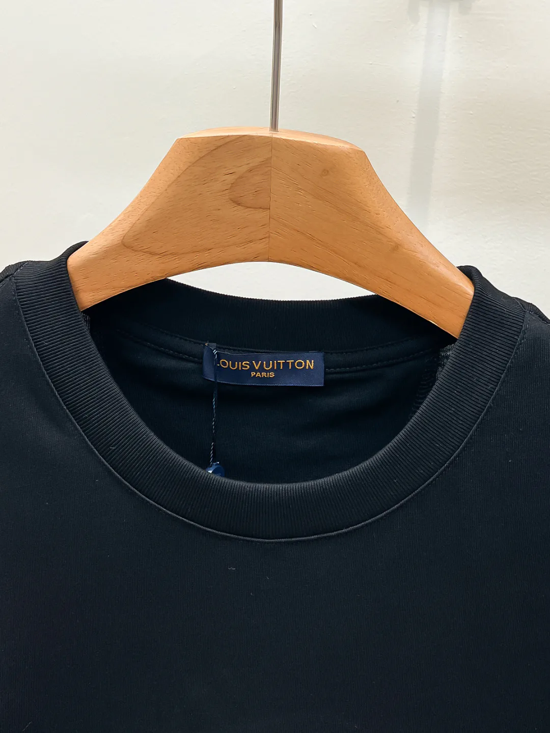 Men's T-Shirts LOUIS VUITTON 18499341