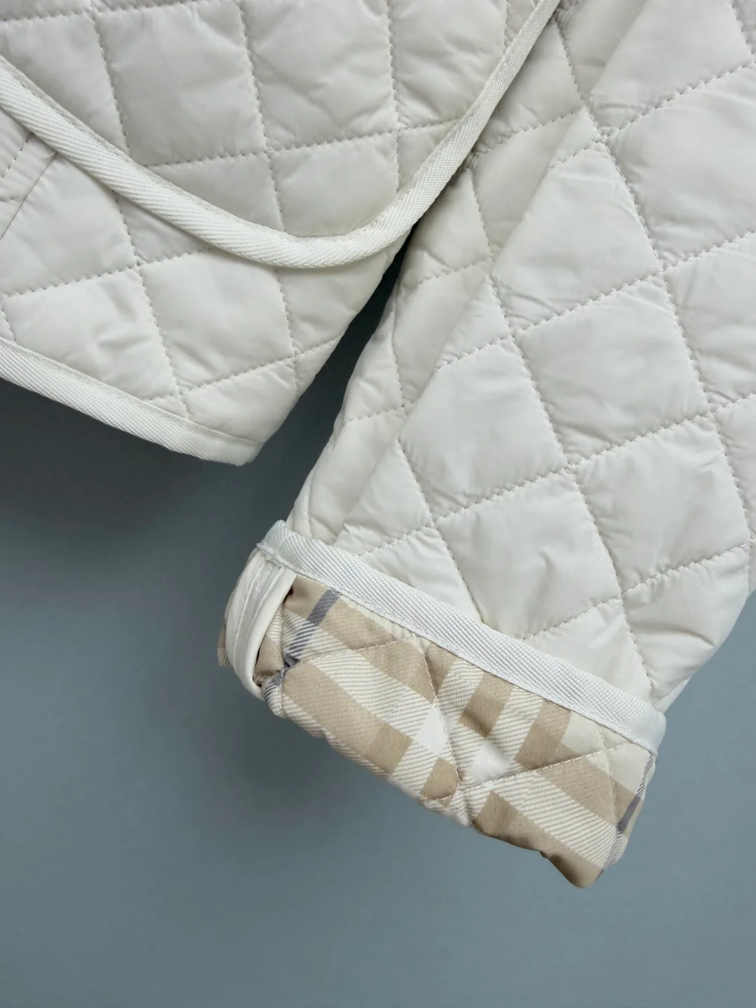 Women's Jackets And Down Jackets BURBERRY 18512940