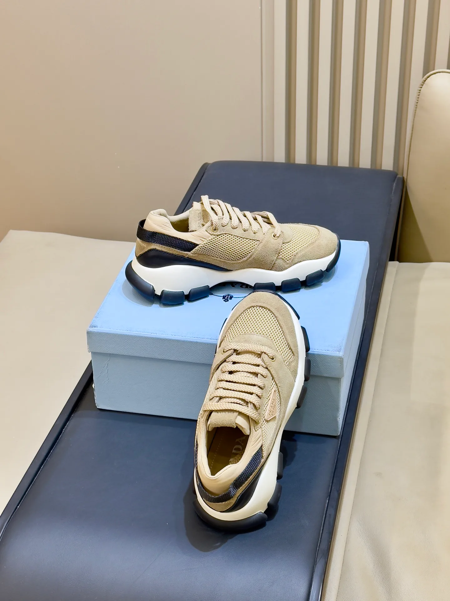 Women's Sneakers PRADA 18073430