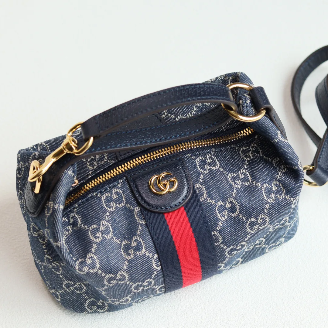 Women's Classic Handbags GUCCI 17947483