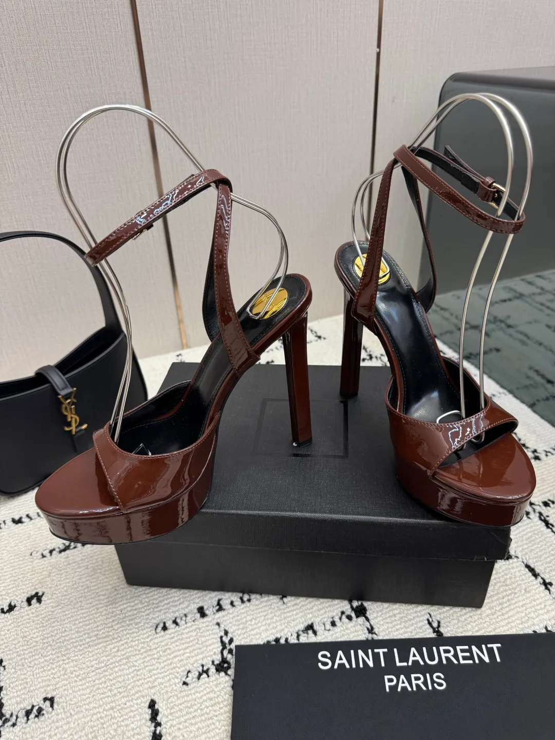 Women's Open-Toe Sandals SAINT LAURENT 18049020