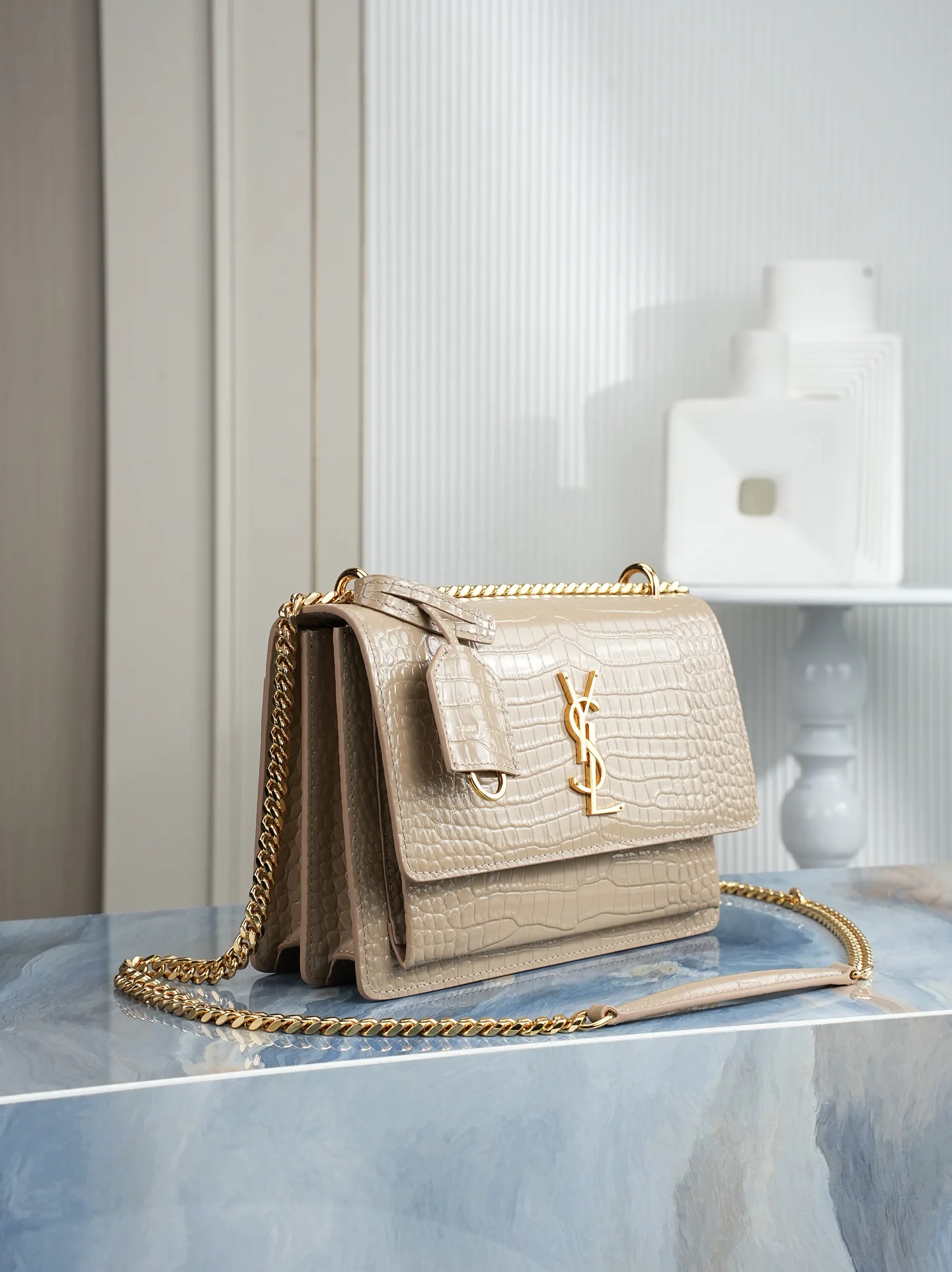 Women's Classic Handbags SAINT LAURENT 17864839