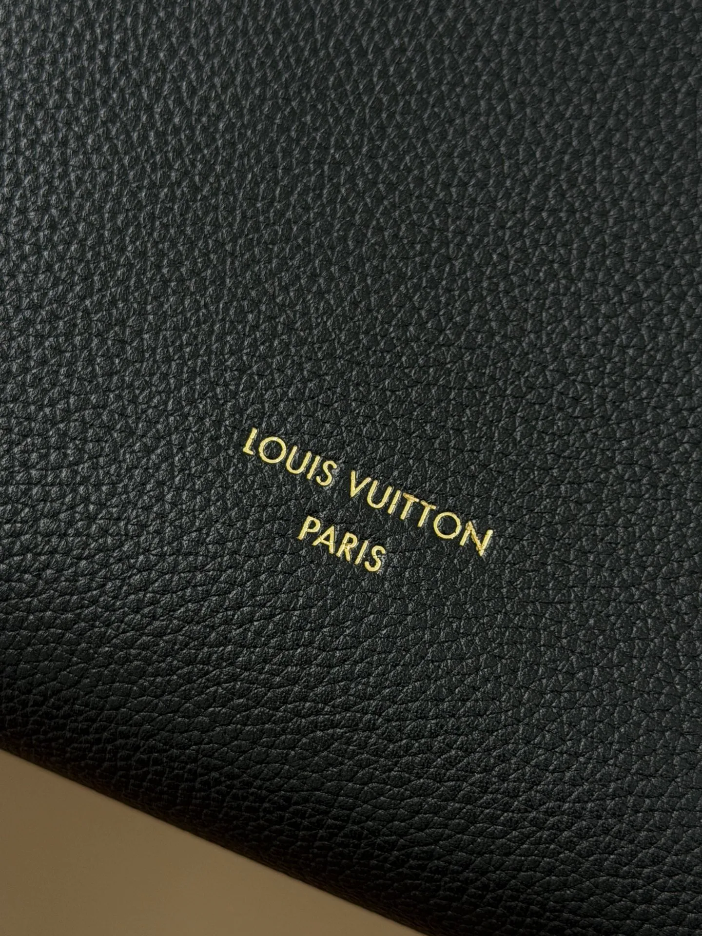 Women's Classic Handbags LOUIS VUITTON 18278228