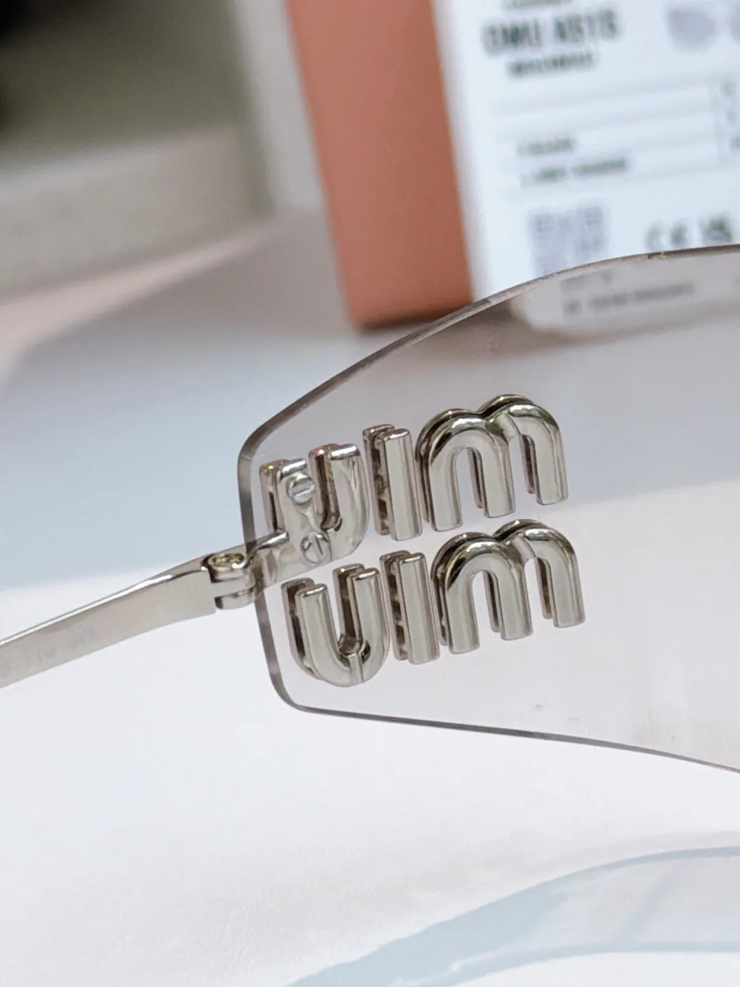 Glasses MIU MIU 17190325