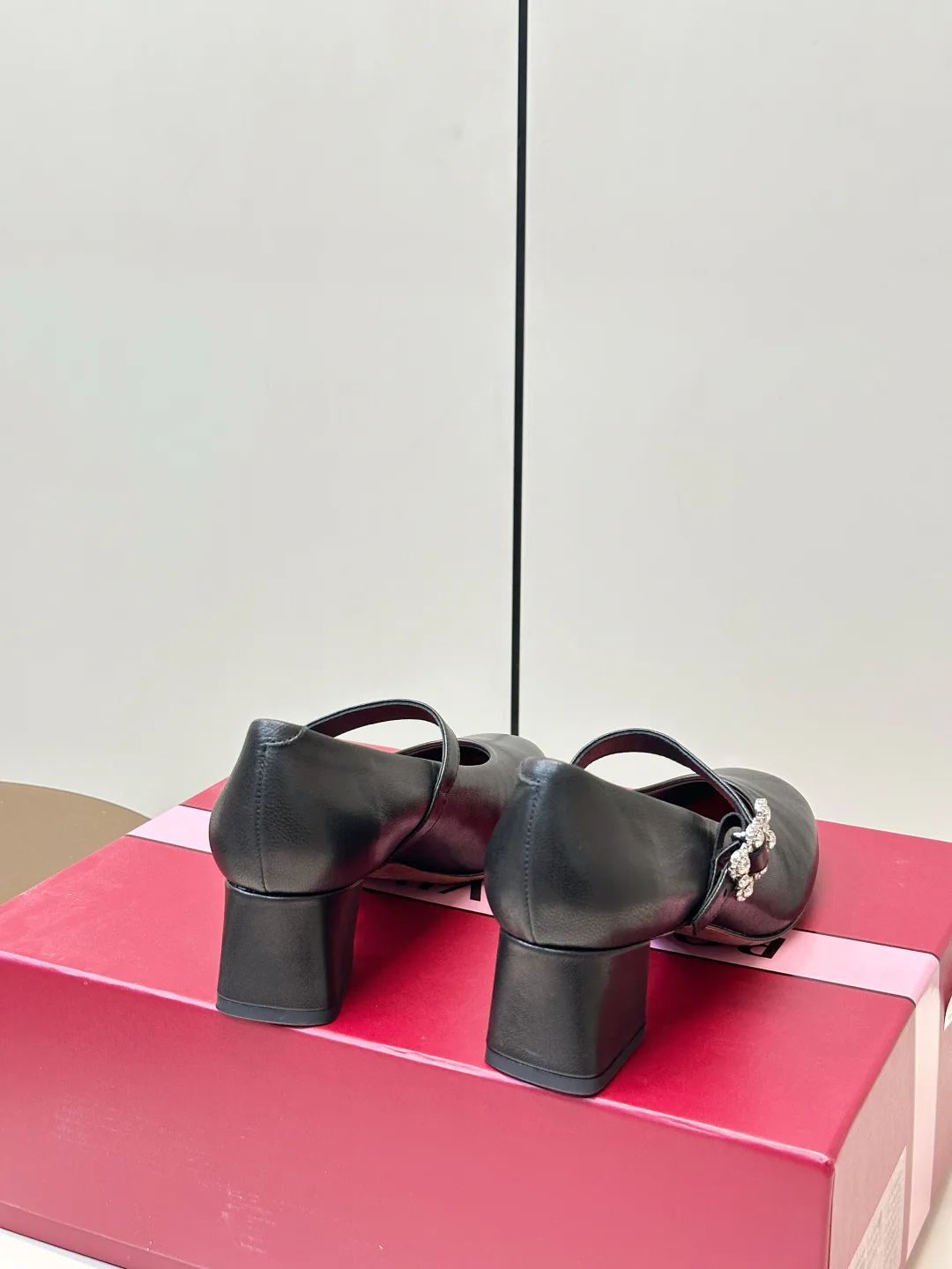 Women's Heels ROGER VIVIER 18397610