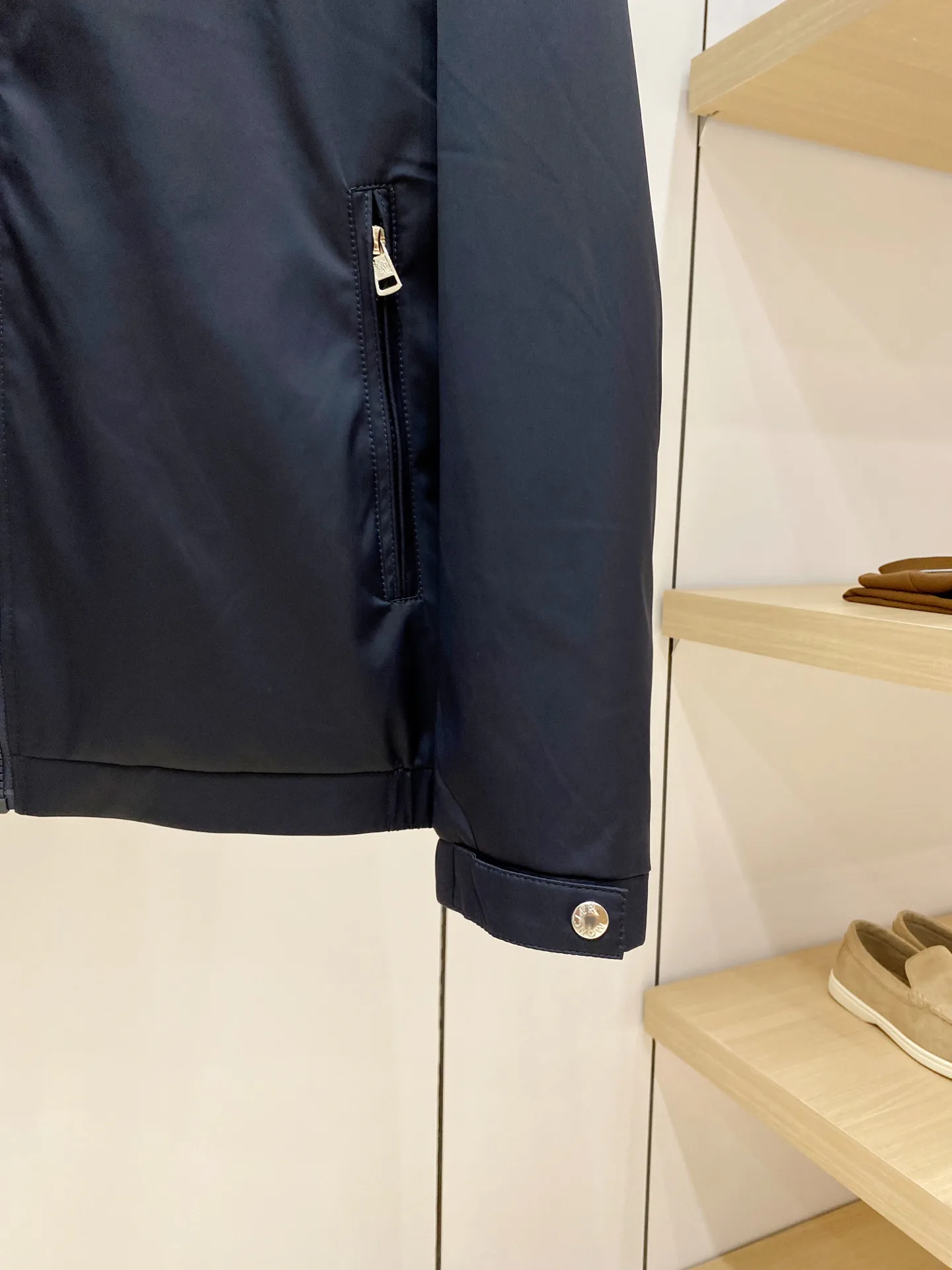 Men's Jackets And Down Jackets MONCLER 17826826