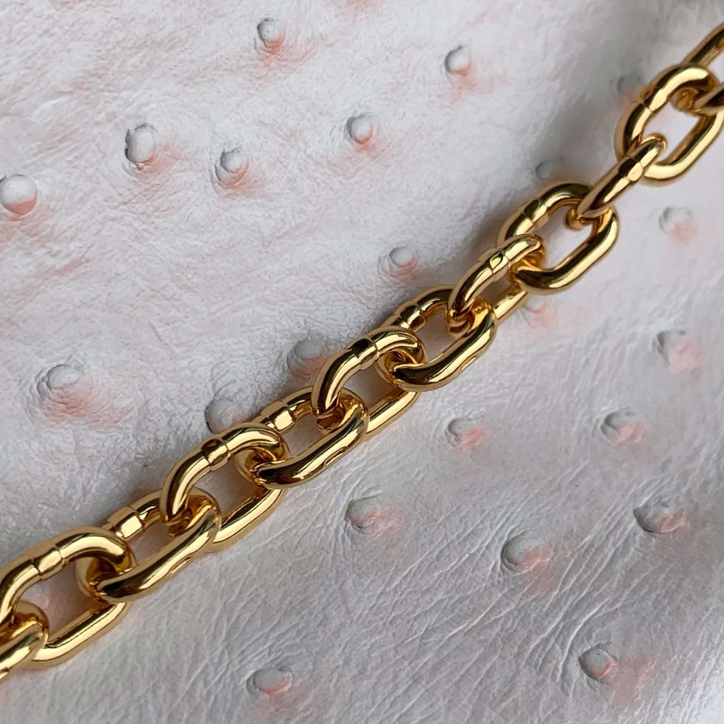 Women's Classic Handbags LOUIS VUITTON 18147541