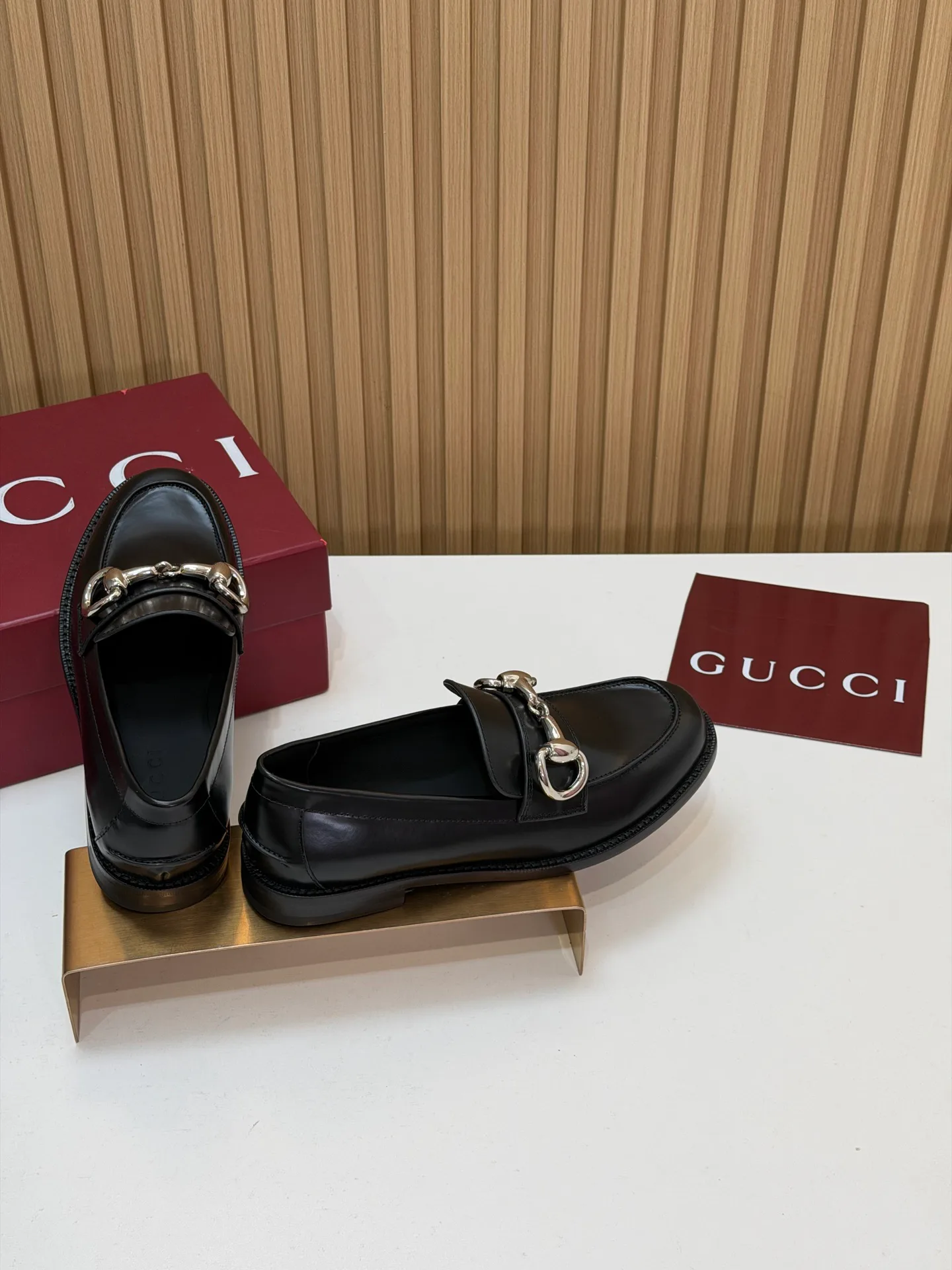 Women's Loafers And Moccasins GUCCI 18152941