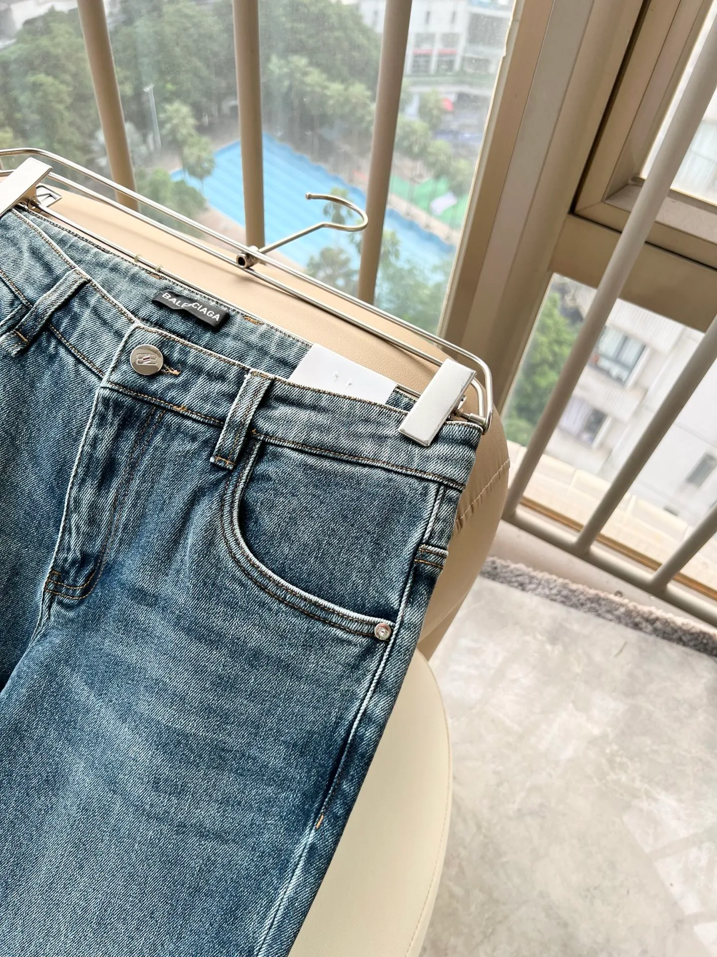 Men's Jeans BALENCIAGA 18446400
