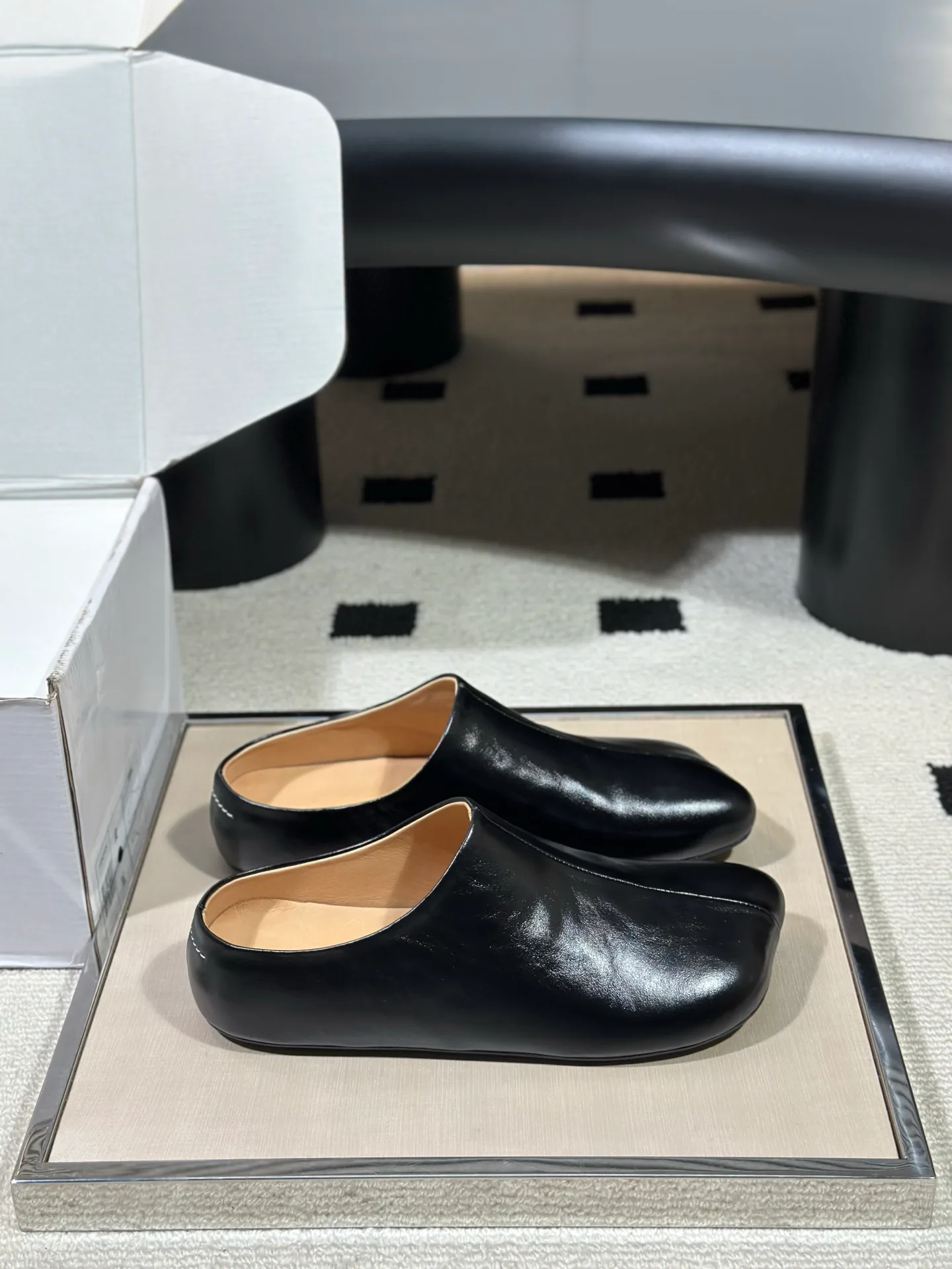Women's Mules And Clogs MAISON MARGIELA 18041745