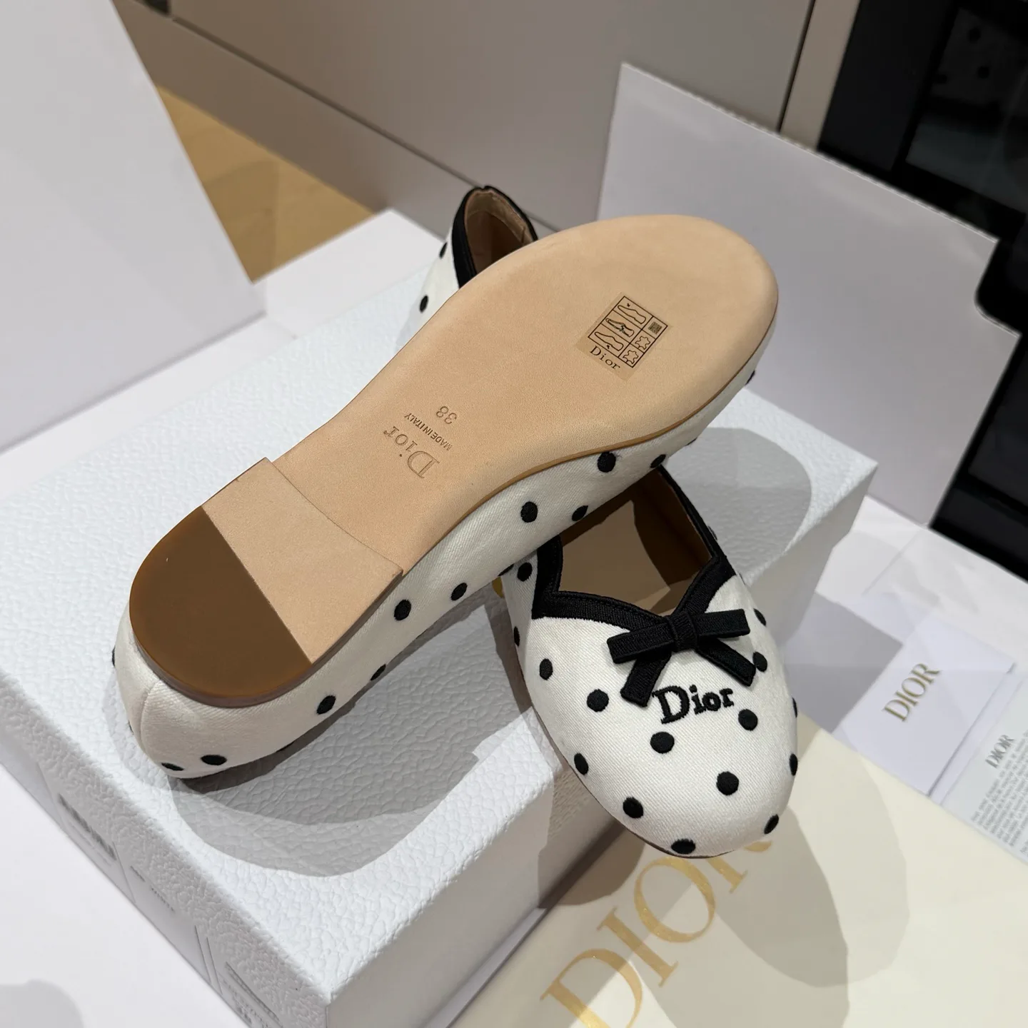 Women's Ballet Flats CHRISTIAN DIOR 17911803