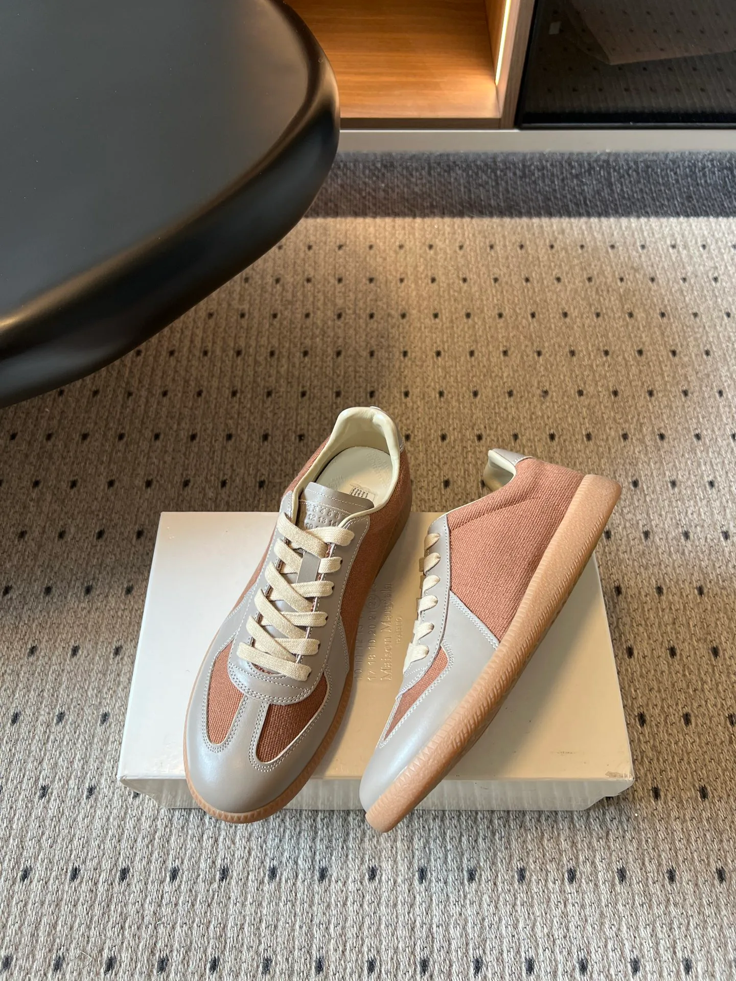 Women's Sneakers MAISON MARGIELA 17568930