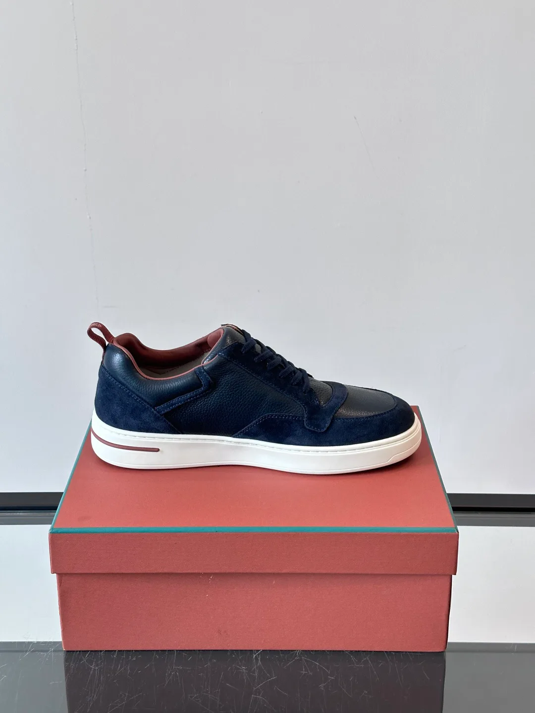 Men's Sneakers LORO PIANA 17730633
