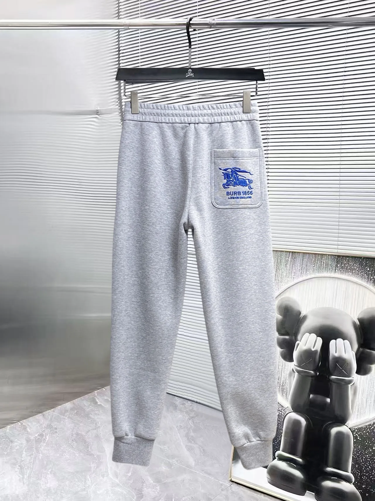 Men's Trousers BURBERRY 18197314