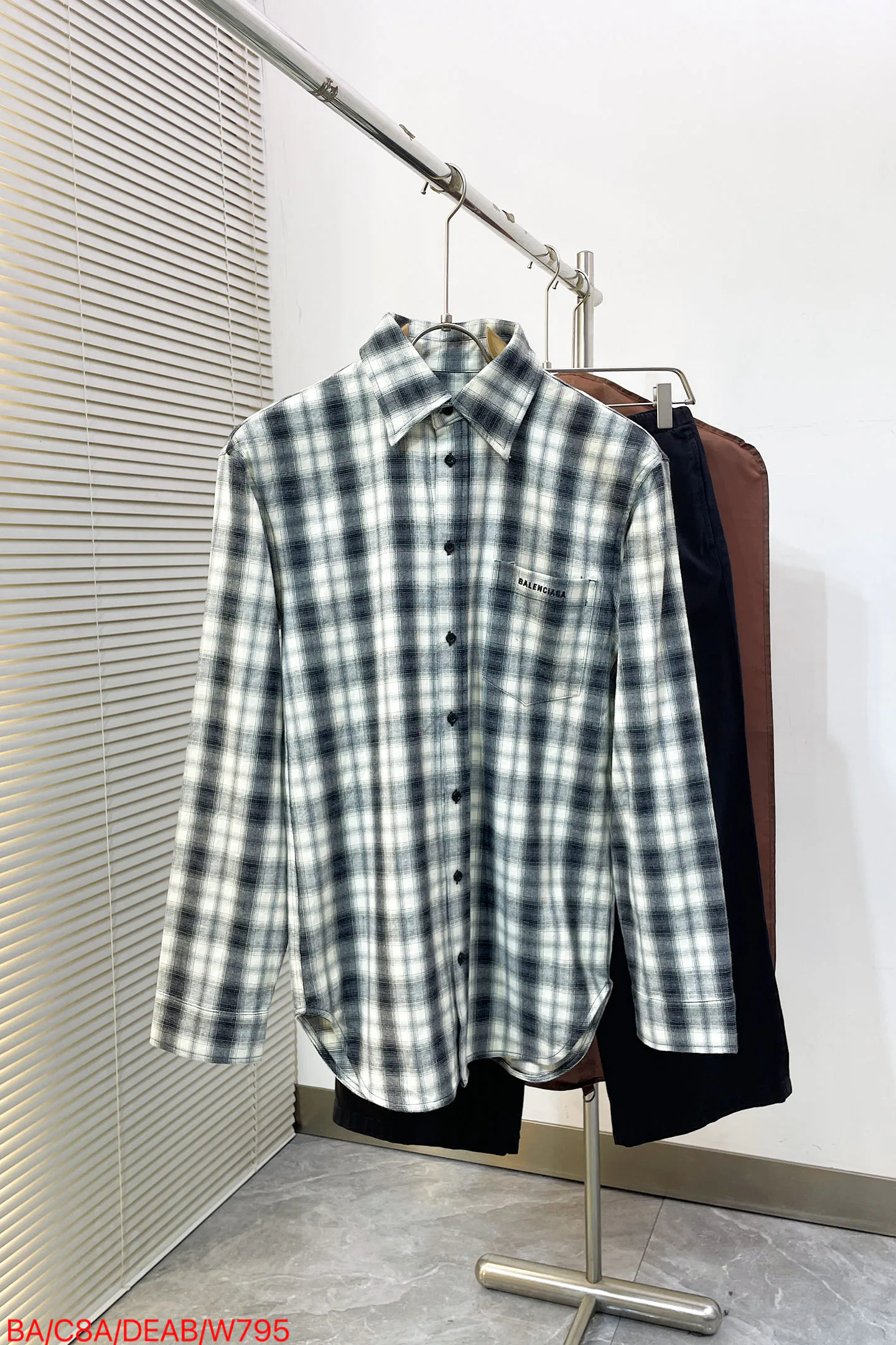 Men's Shirts BALENCIAGA 18392132