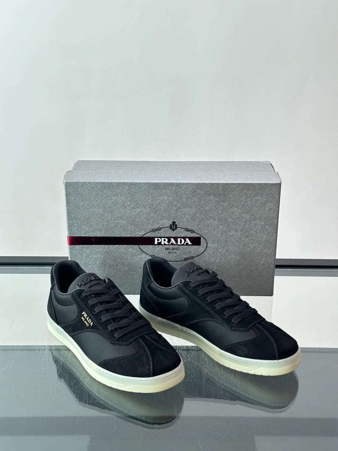 Men's Sneakers PRADA 17982485