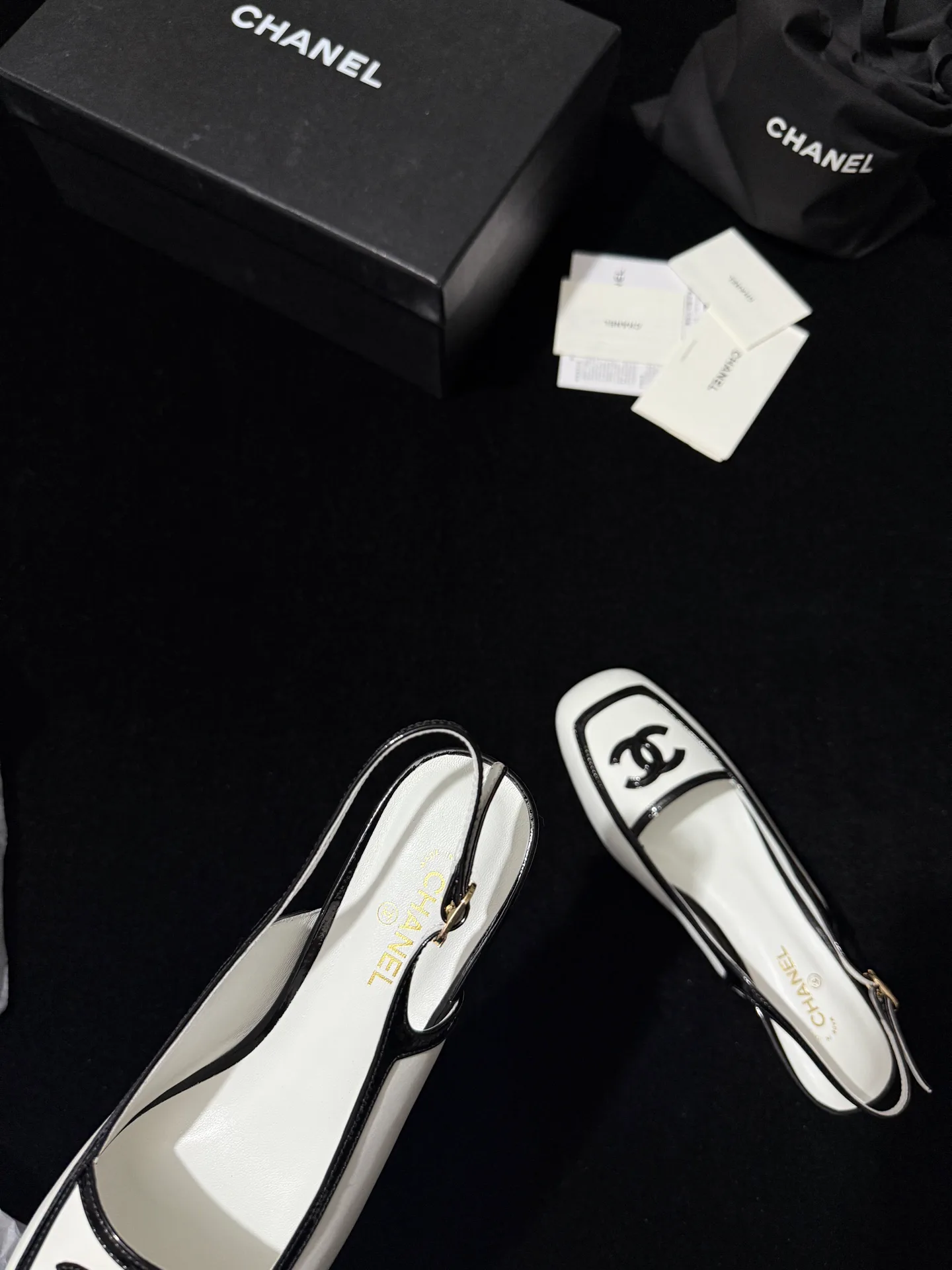 Women's Open-Toe Sandals CHANEL 18110817