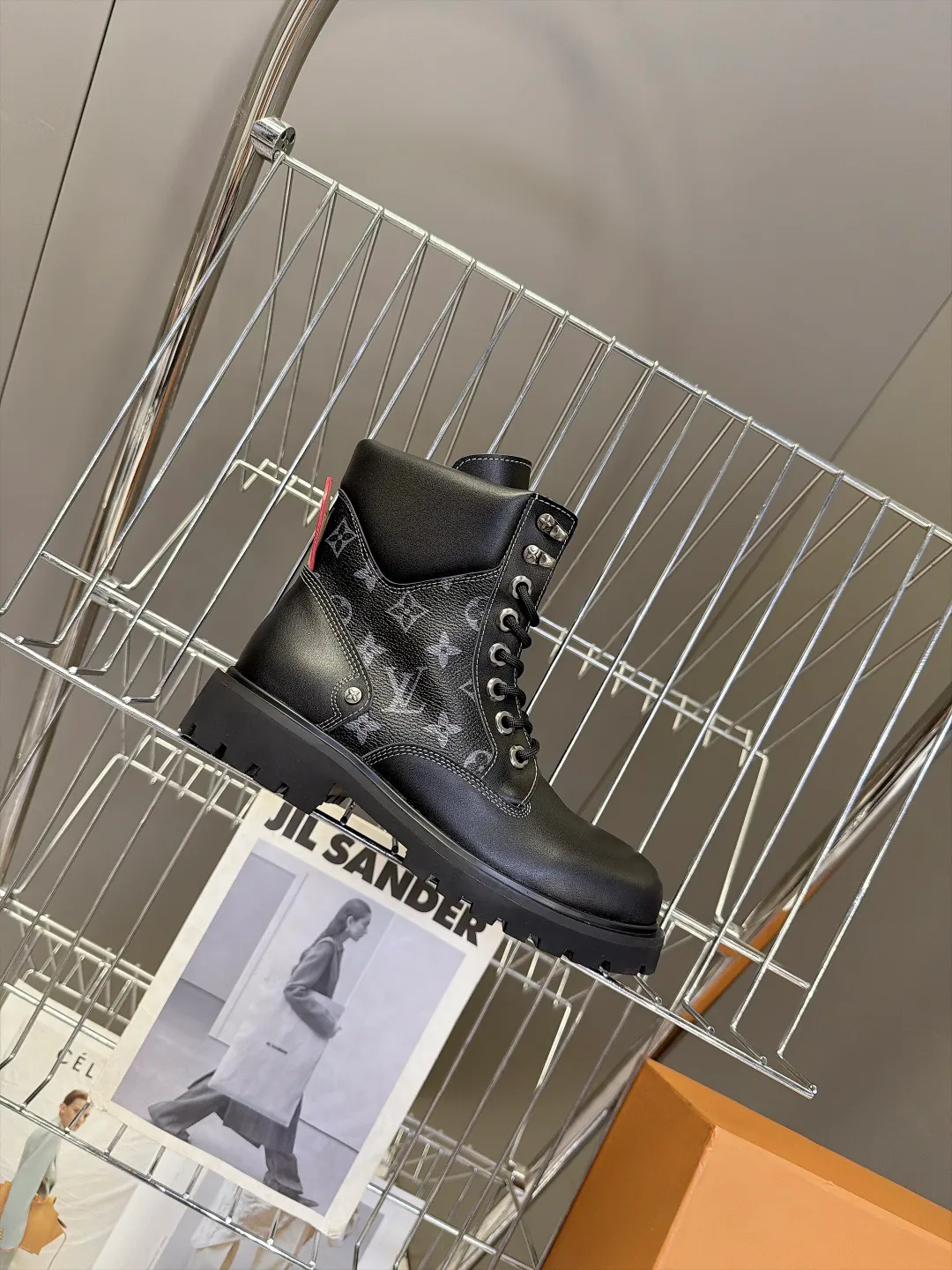 Ботинки Женские Louis Vuitton 18575397