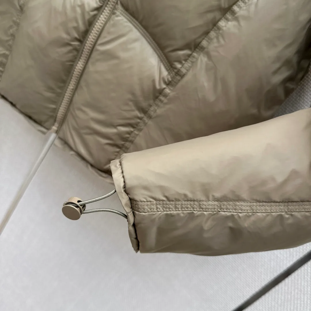 Women's Jackets And Down Jackets CELINE 18108230