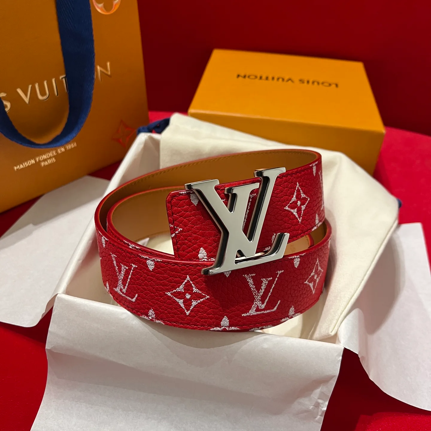 Belts LOUIS VUITTON 17645324